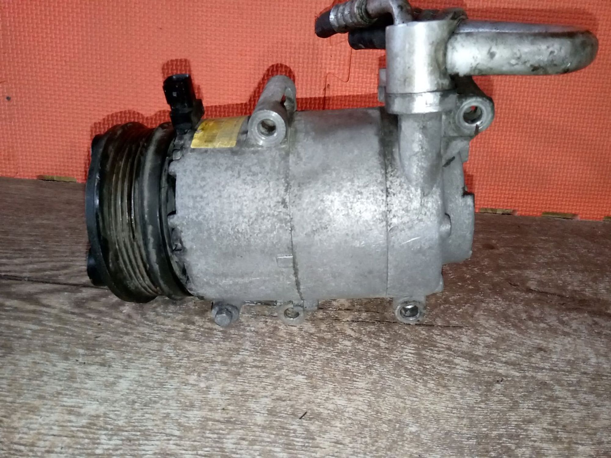 https://ycs.partsauto.market/partsauto-images/thmbs/userImages/a486c87f8955b6e25f9185efee619899/part/567d487a-b75c-498a-b6fa-613ad2ca671b_1782454289155.jpg