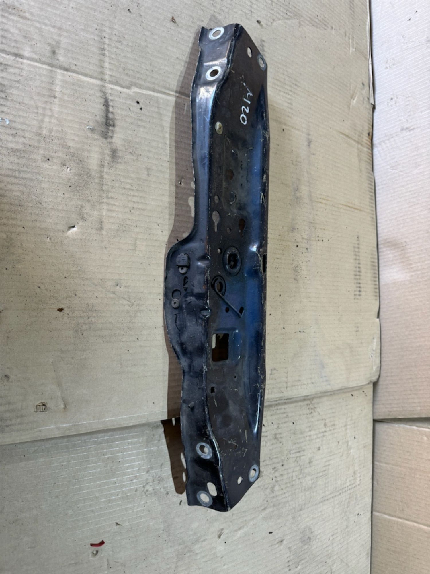 https://ycs.partsauto.market/partsauto-images/thmbs/userImages/a486c87f8955b6e25f9185efee619899/part/57e80d91-5cb1-40ec-85cd-7a00848ac5dc_1775854607992.jpg