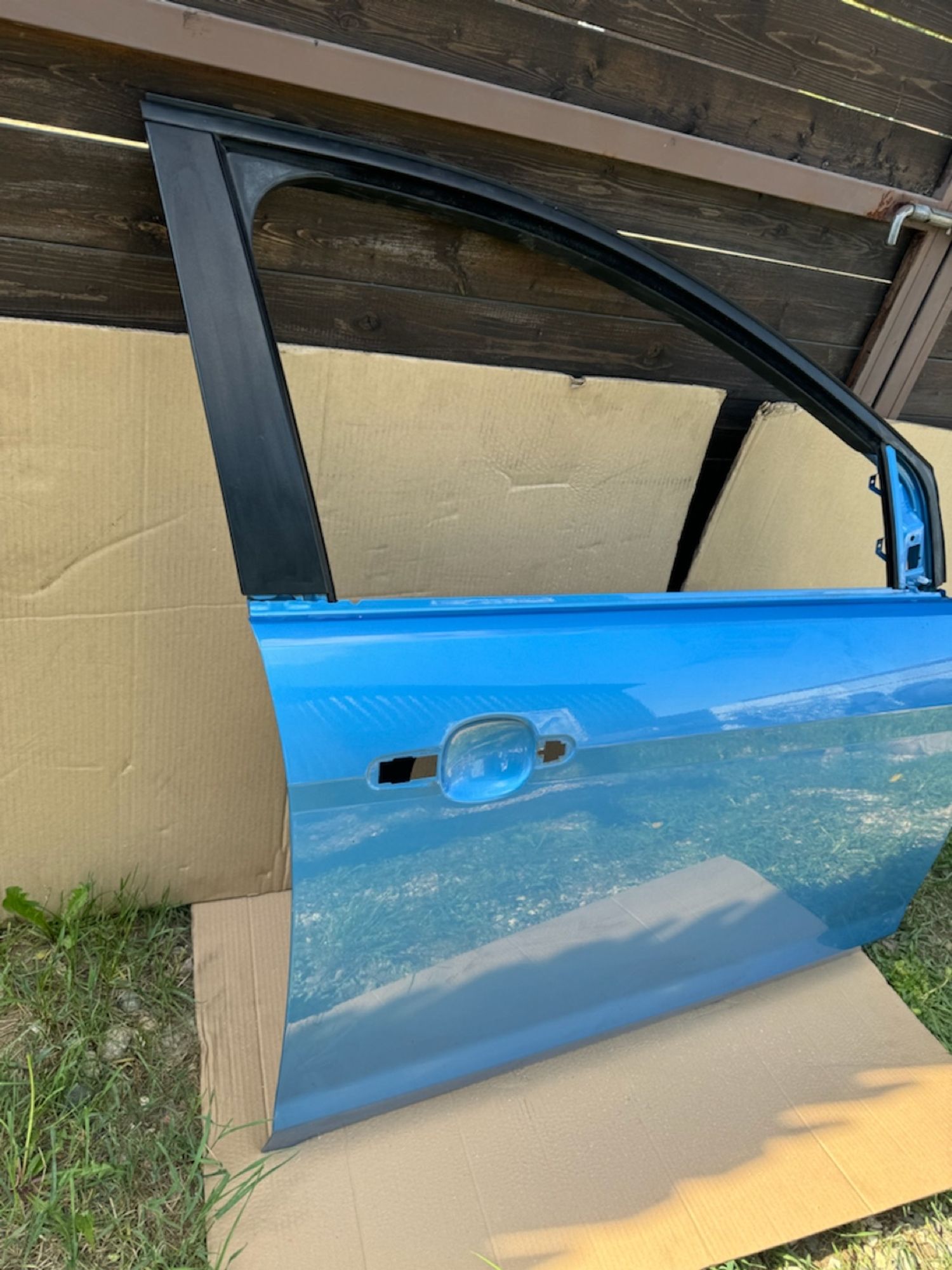 https://ycs.partsauto.market/partsauto-images/thmbs/userImages/a486c87f8955b6e25f9185efee619899/part/583ce497-7c68-4049-9820-29650105611e_1779344301512.jpg