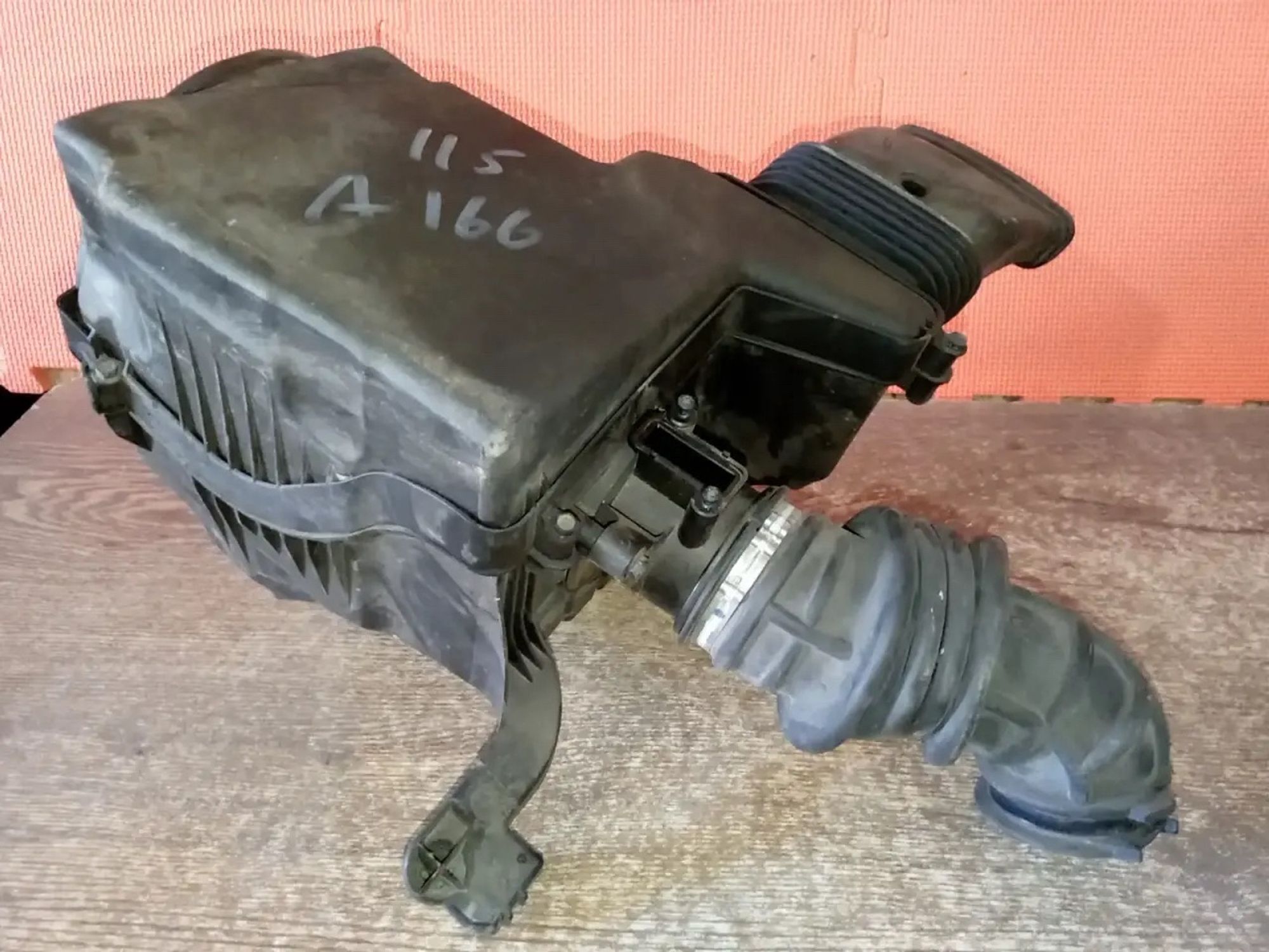 https://ycs.partsauto.market/partsauto-images/thmbs/userImages/a486c87f8955b6e25f9185efee619899/part/58a2b663-f01e-4e6b-9675-041c1d01da13_1779344438970.jpg