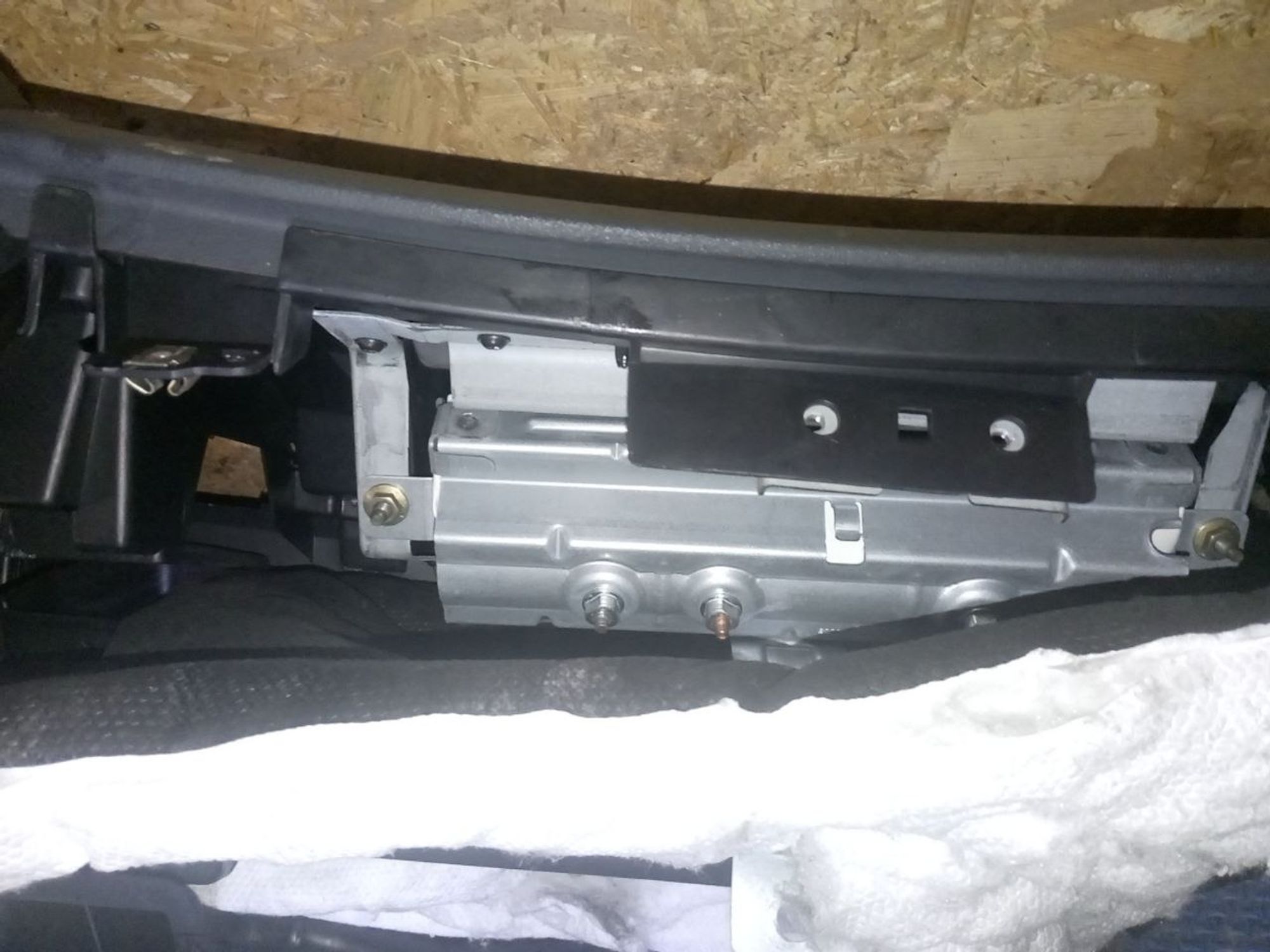 https://ycs.partsauto.market/partsauto-images/thmbs/userImages/a486c87f8955b6e25f9185efee619899/part/5928d533-9726-4d4c-9b46-d66692a51e0c_1775856304301.jpg