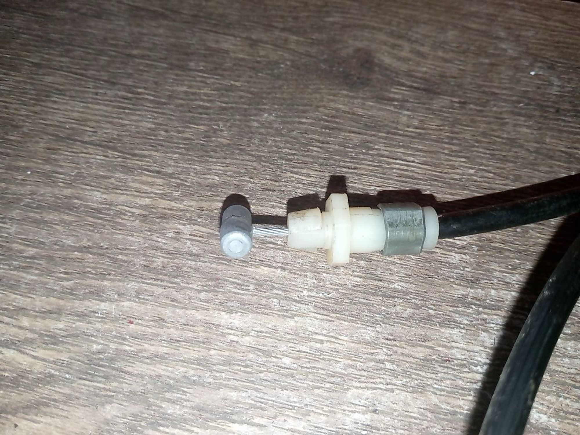 https://ycs.partsauto.market/partsauto-images/thmbs/userImages/a486c87f8955b6e25f9185efee619899/part/5bad2c3e-7e35-4680-8947-62557cda42f6_1775855476180.jpg