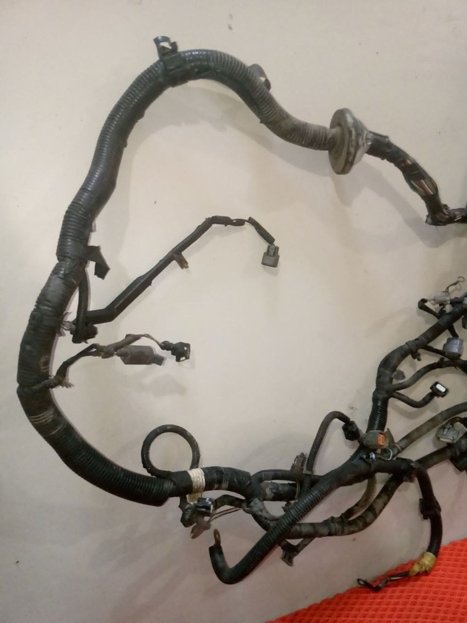 https://ycs.partsauto.market/partsauto-images/thmbs/userImages/a486c87f8955b6e25f9185efee619899/part/5d4026d3-0e33-4b8a-95de-21a9f66a48f7_1775854776114.jpg