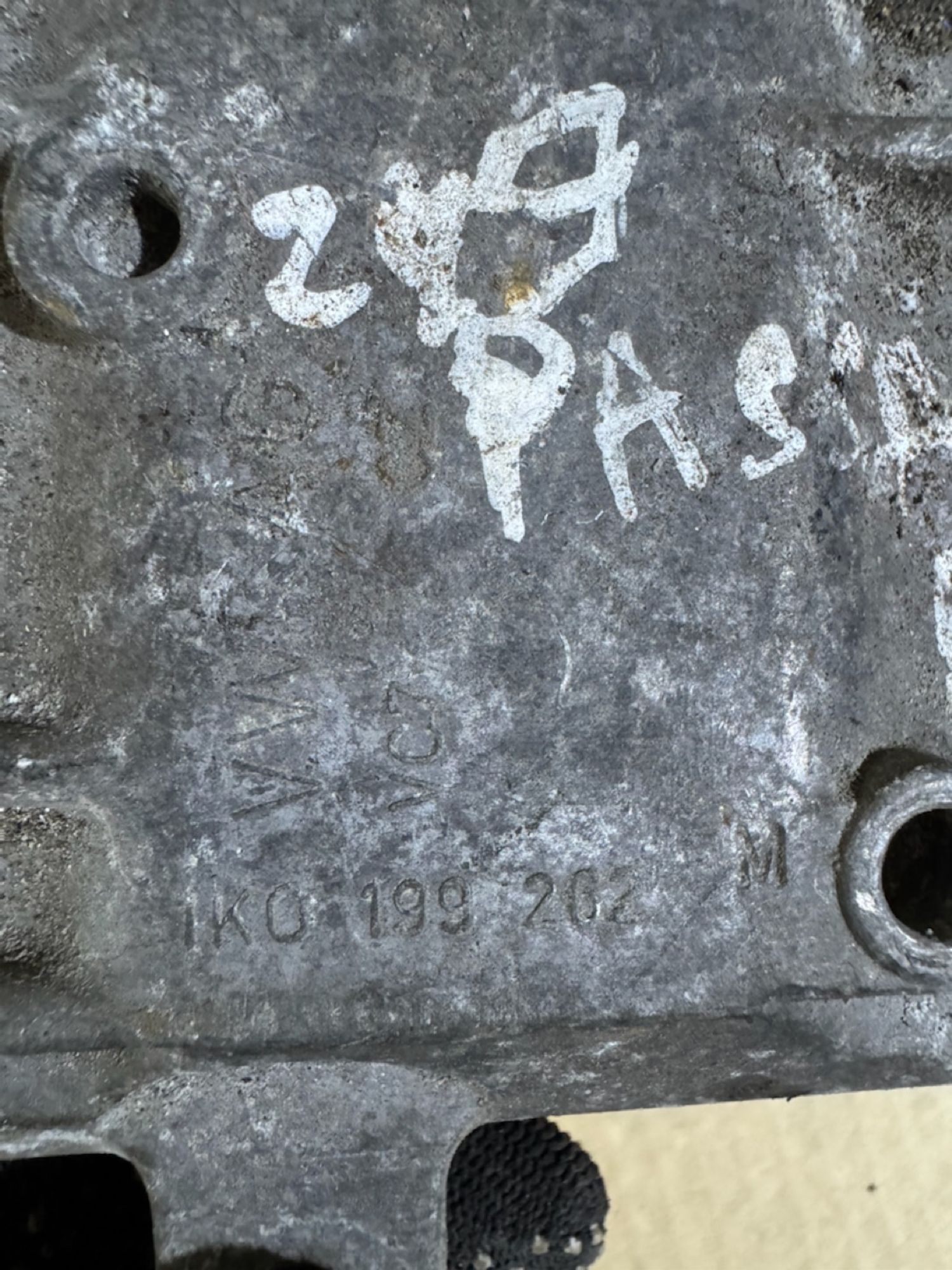 https://ycs.partsauto.market/partsauto-images/thmbs/userImages/a486c87f8955b6e25f9185efee619899/part/5dba45f2-c5d5-4c2b-b1ec-f510a5e9ebdc_1786354427399.jpg