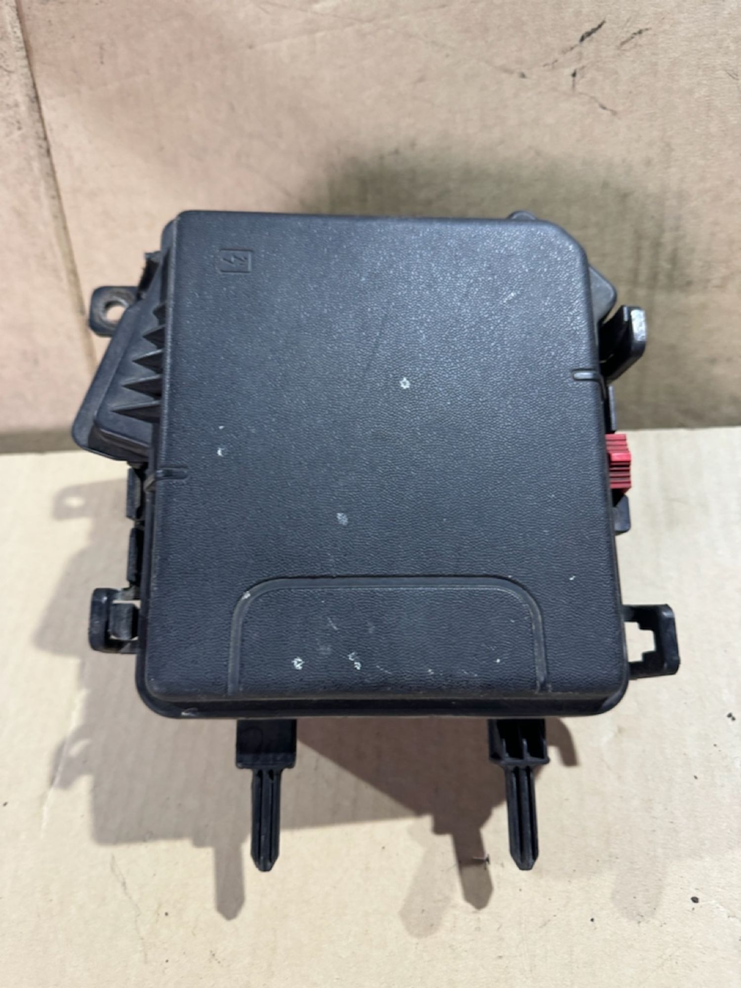 https://ycs.partsauto.market/partsauto-images/thmbs/userImages/a486c87f8955b6e25f9185efee619899/part/5f9392e1-7d54-4b2e-98b4-58ba471e98f8_1776852146547.jpg