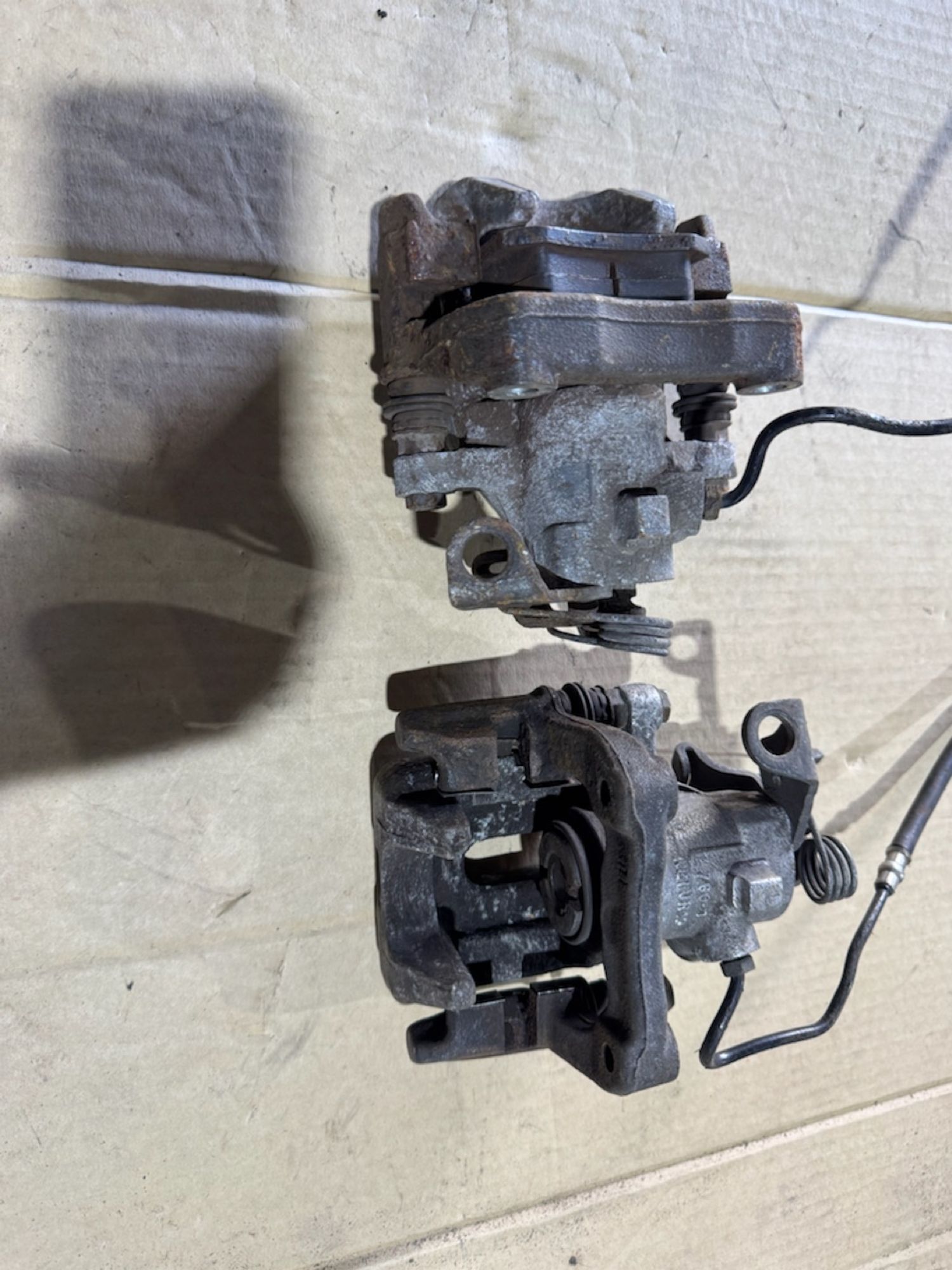 https://ycs.partsauto.market/partsauto-images/thmbs/userImages/a486c87f8955b6e25f9185efee619899/part/607046c4-3d1f-4814-8816-2e18a6b52b61_1782851455444.jpg