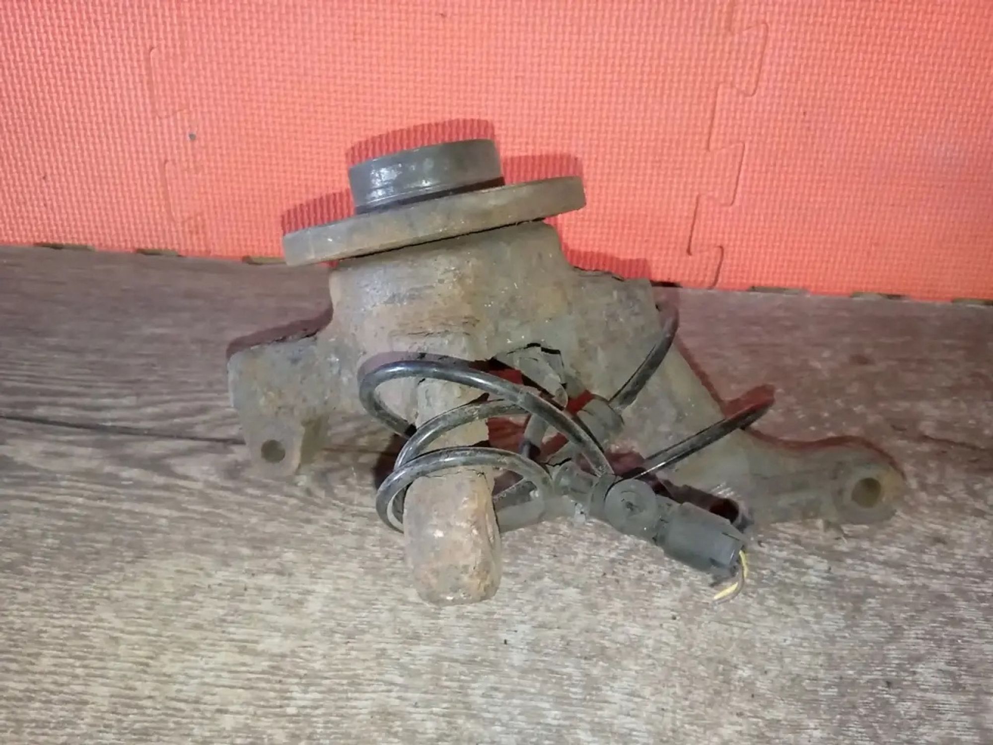 https://ycs.partsauto.market/partsauto-images/thmbs/userImages/a486c87f8955b6e25f9185efee619899/part/611f1caa-1475-4264-a013-0b21fbe9127f_1775854620263.jpg