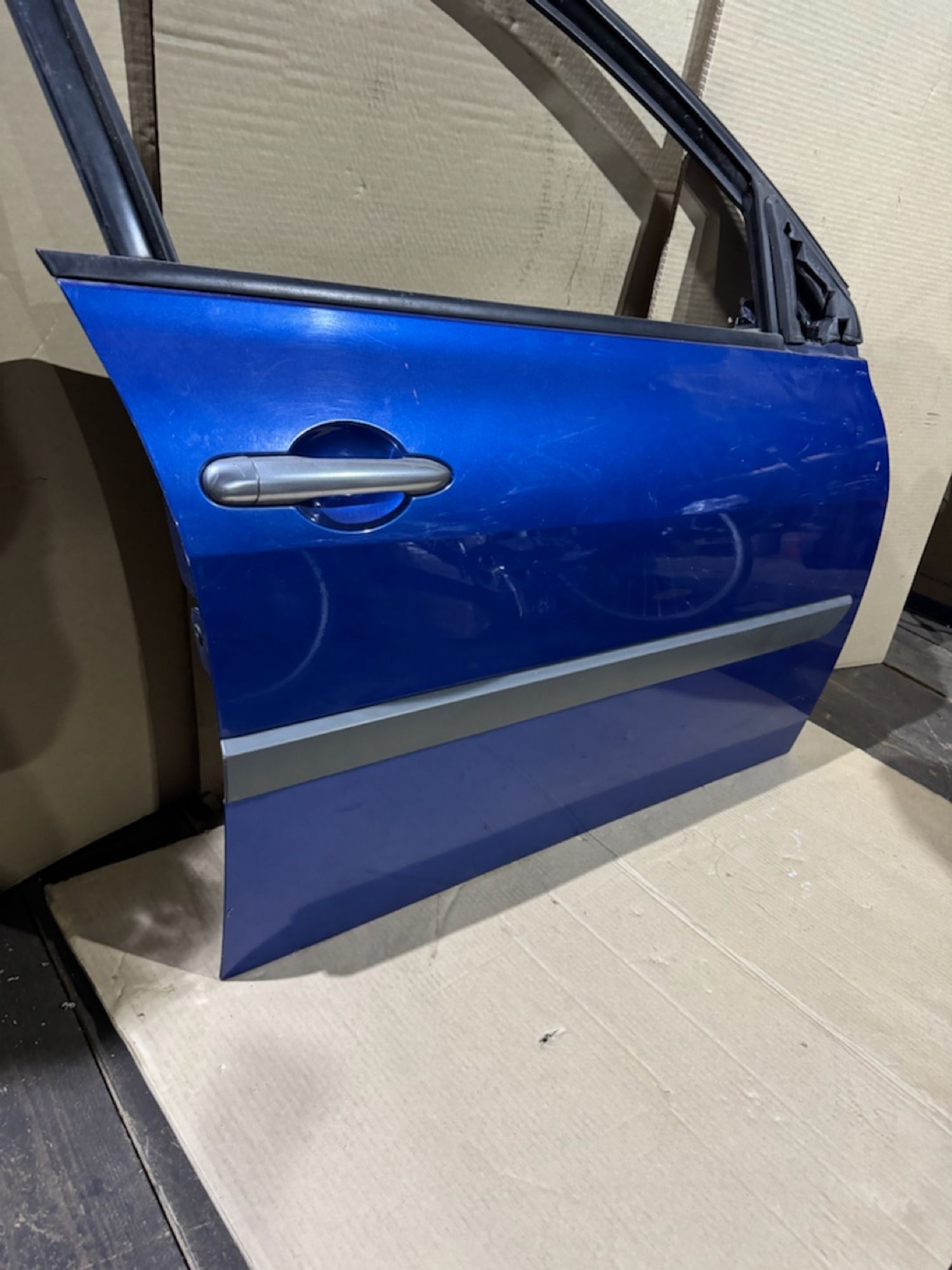 https://ycs.partsauto.market/partsauto-images/thmbs/userImages/a486c87f8955b6e25f9185efee619899/part/62f7054e-c8af-4108-aef2-4bf9a21770c6_1783541269358.jpg