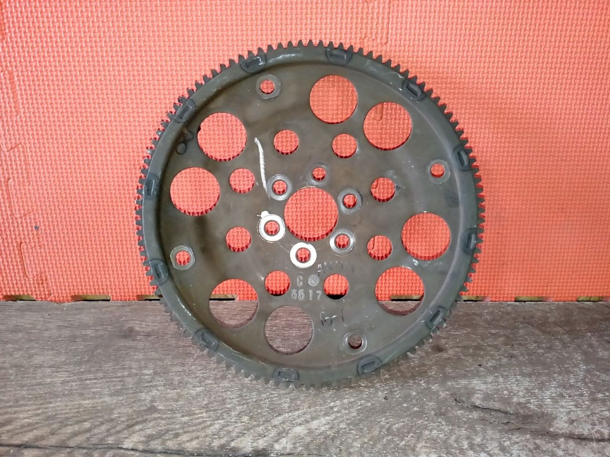 https://ycs.partsauto.market/partsauto-images/thmbs/userImages/a486c87f8955b6e25f9185efee619899/part/630a9167-be57-4cc0-9ee5-fc40c559f761_1775856115719.jpg