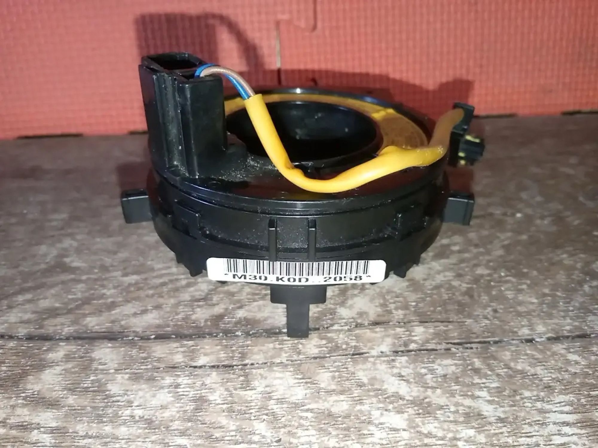 https://ycs.partsauto.market/partsauto-images/thmbs/userImages/a486c87f8955b6e25f9185efee619899/part/63f42a5c-e61e-486b-86c4-0b2d6c7f5d48_1784055803013.jpg