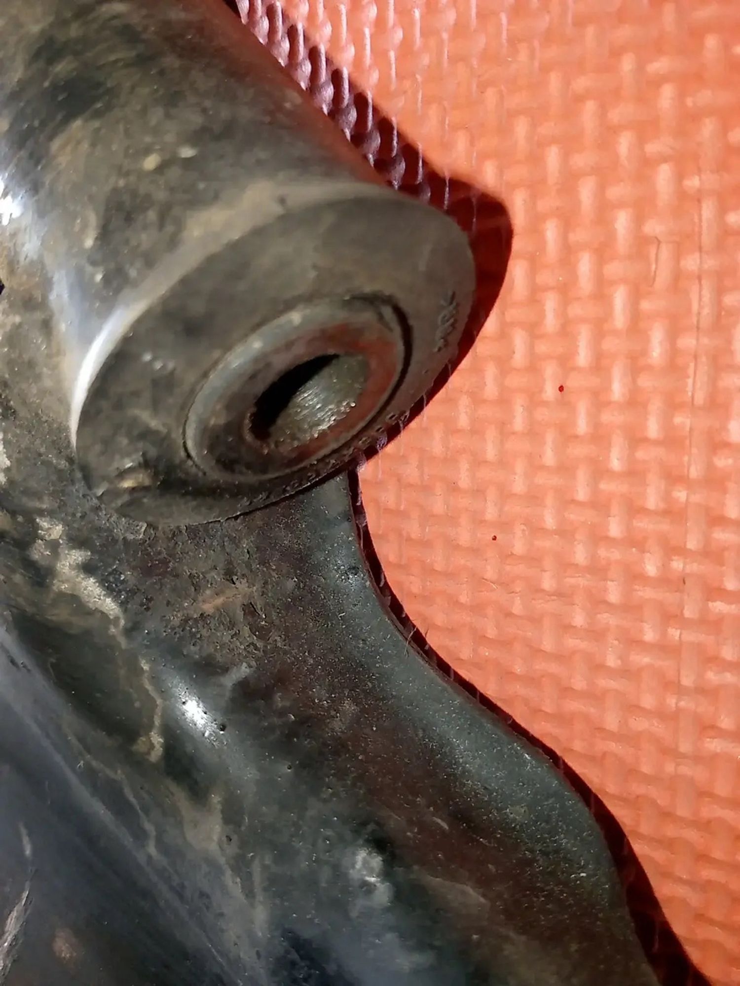 https://ycs.partsauto.market/partsauto-images/thmbs/userImages/a486c87f8955b6e25f9185efee619899/part/64985f6d-06af-4d3e-9b5f-657304cc4826_1779793134552.jpg