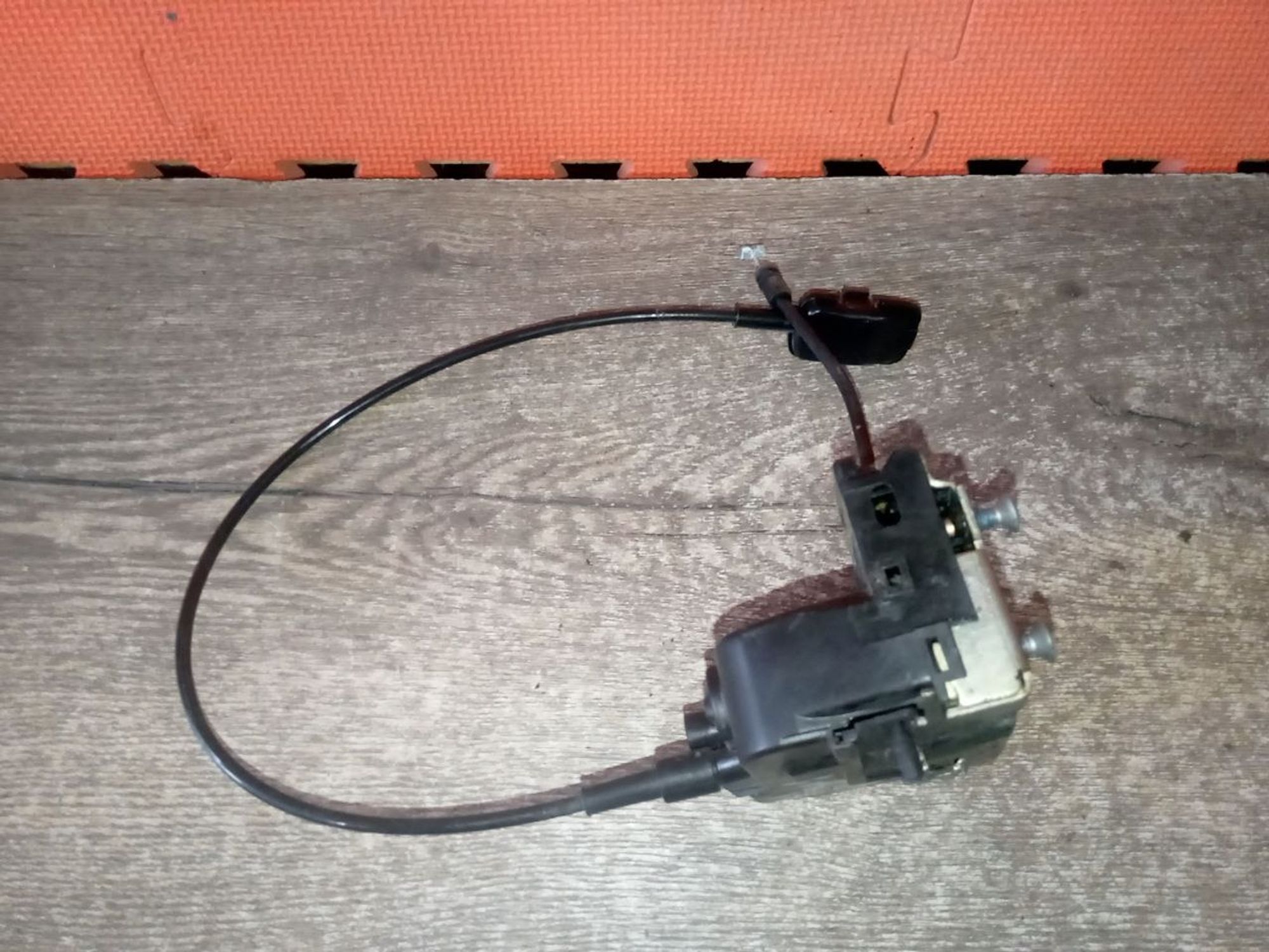 https://ycs.partsauto.market/partsauto-images/thmbs/userImages/a486c87f8955b6e25f9185efee619899/part/659af5fd-b31e-419f-8ce5-dadc262de40d_1775856521140.jpg