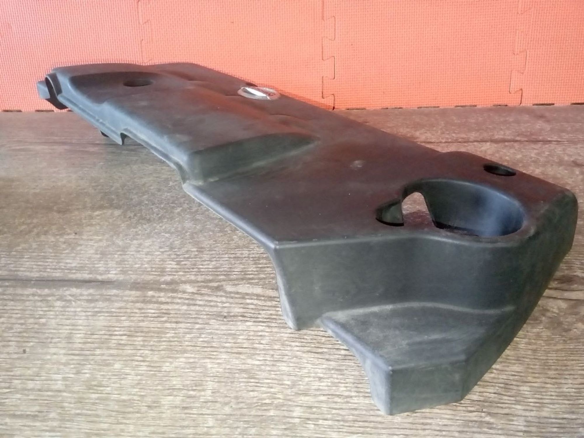 https://ycs.partsauto.market/partsauto-images/thmbs/userImages/a486c87f8955b6e25f9185efee619899/part/66cde09d-953c-40f6-8181-775f93e27ff4_1775855038110.jpg