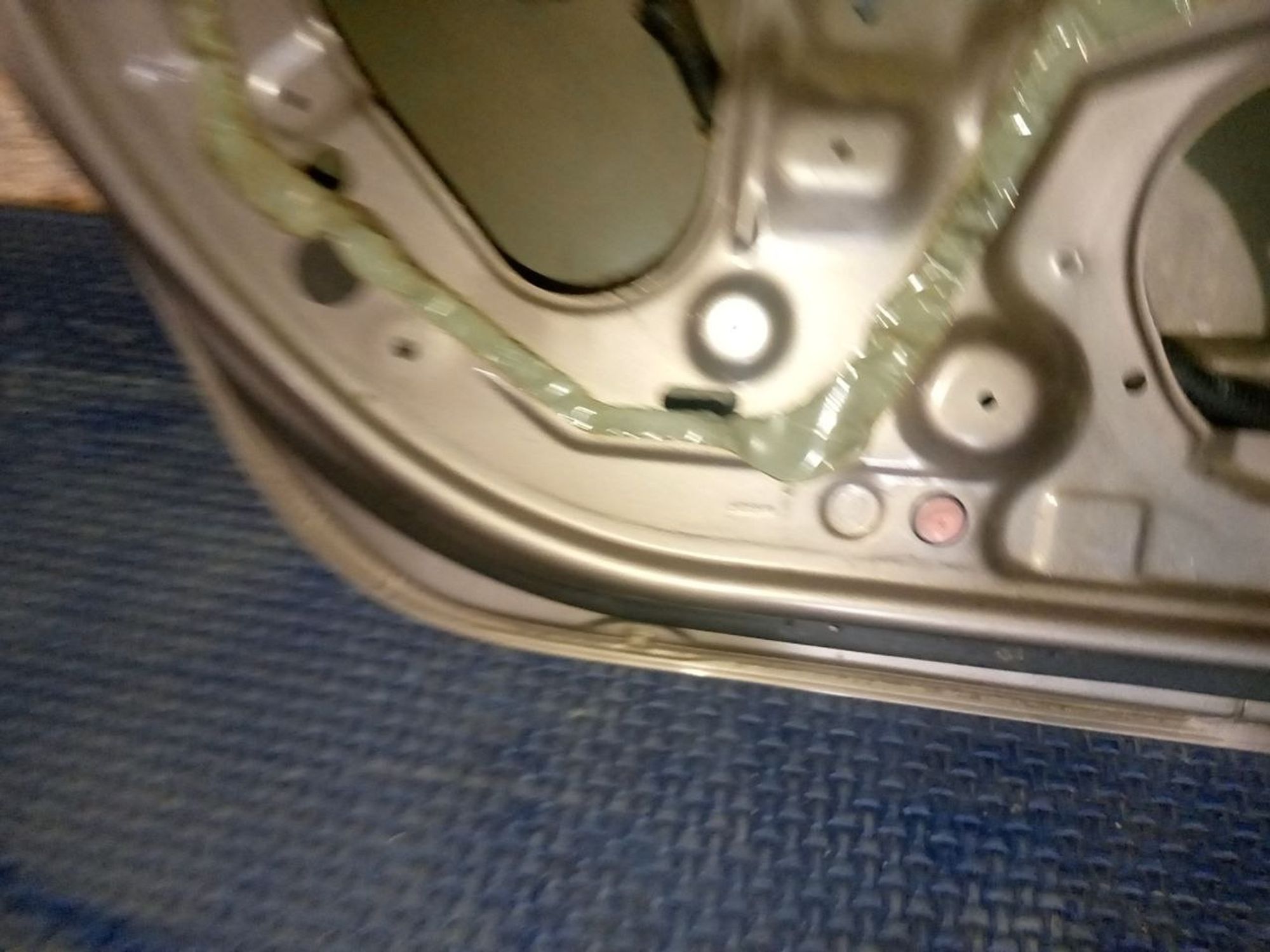 https://ycs.partsauto.market/partsauto-images/thmbs/userImages/a486c87f8955b6e25f9185efee619899/part/67422943-44fe-4802-bbf1-fc21dc587e1a_1775856553487.jpg