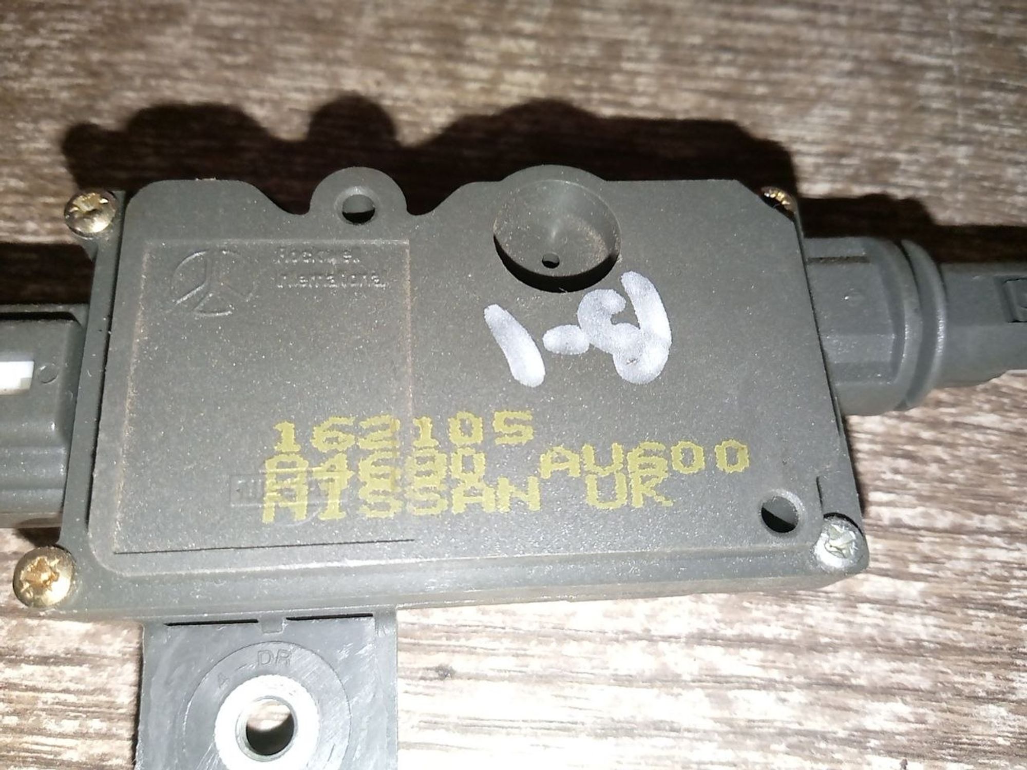 https://ycs.partsauto.market/partsauto-images/thmbs/userImages/a486c87f8955b6e25f9185efee619899/part/68552f49-7853-4c1c-98fb-e64b7317a31d_1775856574528.jpg