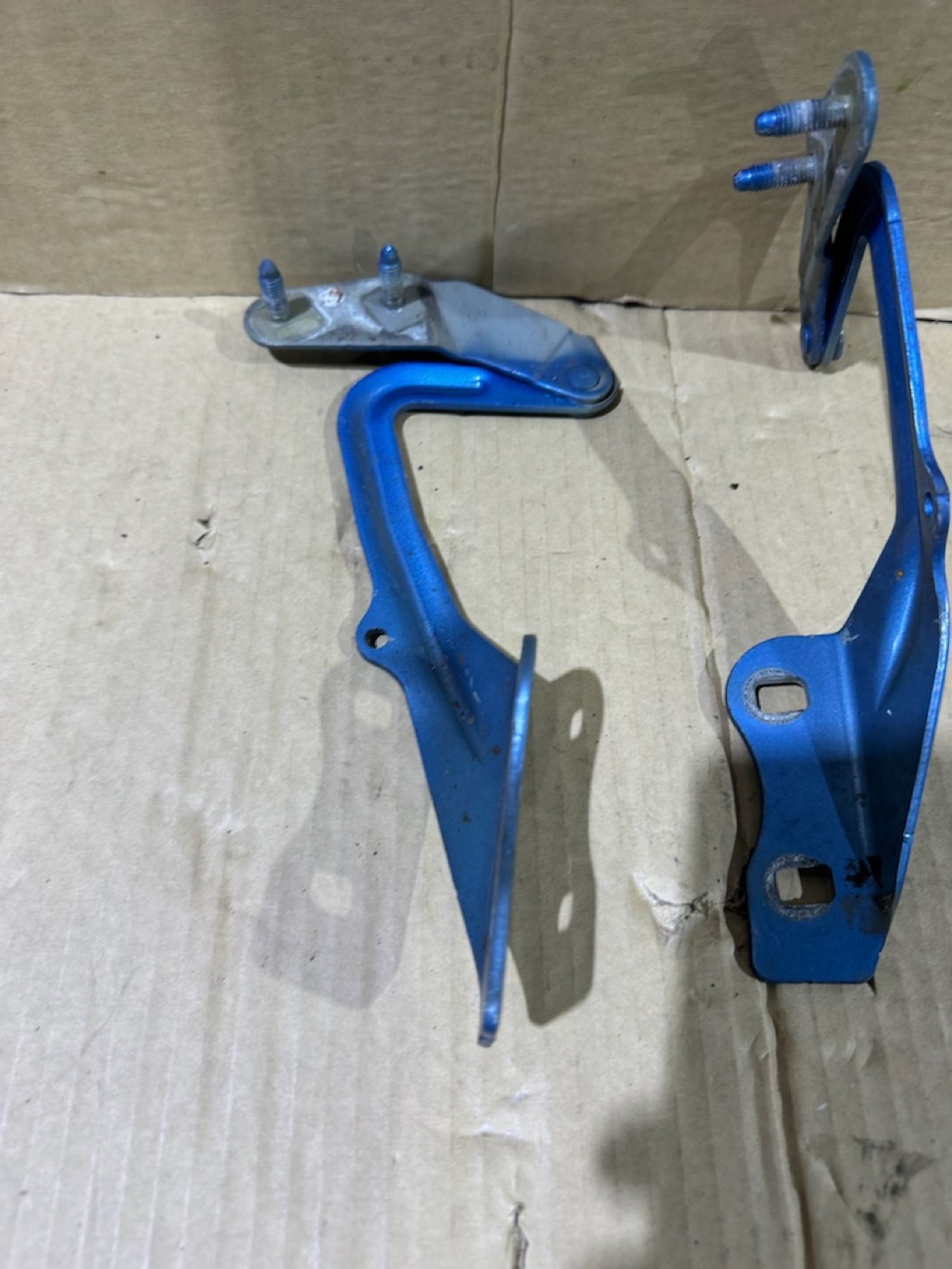 https://ycs.partsauto.market/partsauto-images/thmbs/userImages/a486c87f8955b6e25f9185efee619899/part/689ae09a-e913-45e2-b599-db39e83b8b81_1782462393131.jpg