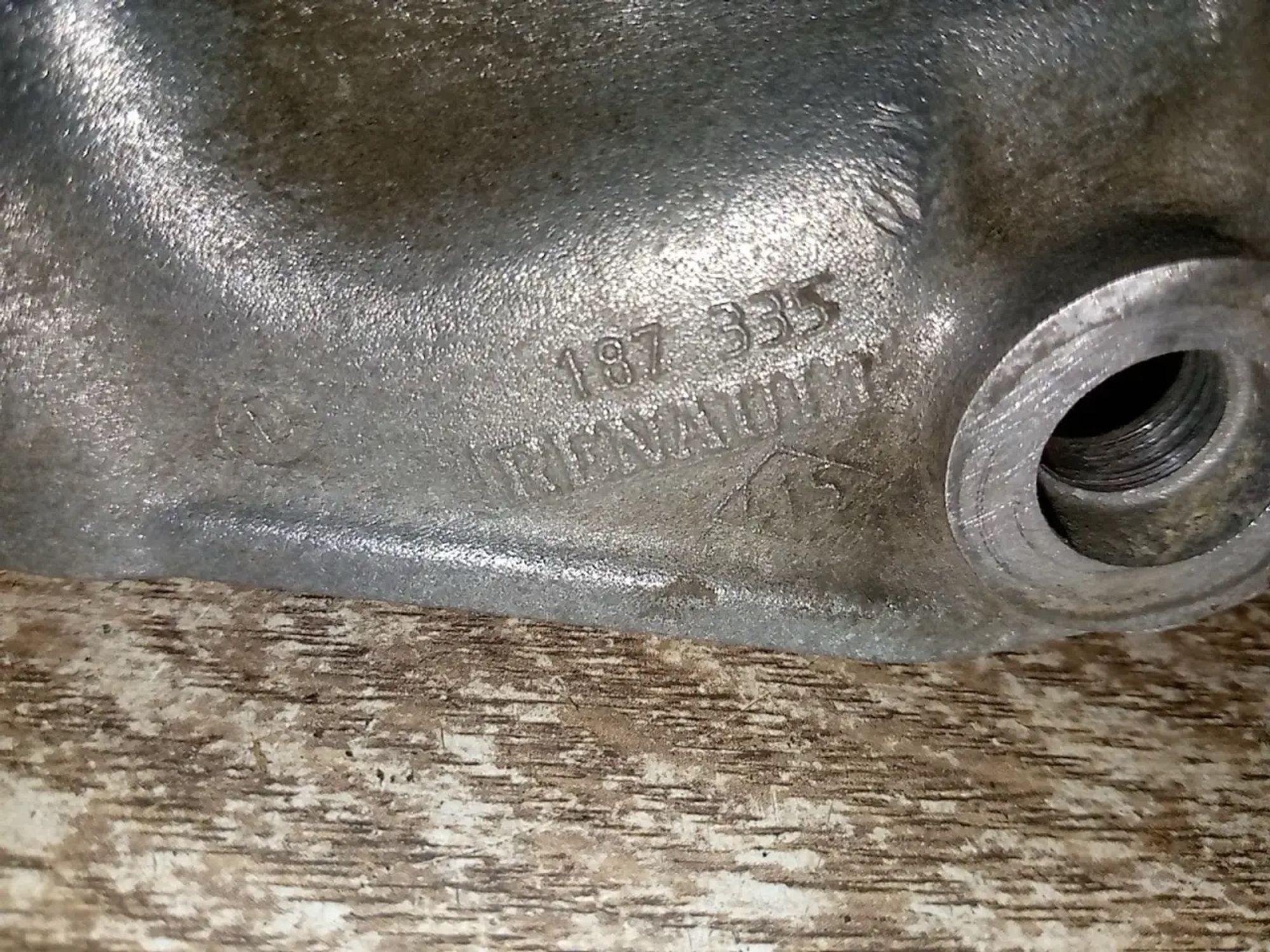 https://ycs.partsauto.market/partsauto-images/thmbs/userImages/a486c87f8955b6e25f9185efee619899/part/68ce60ad-296e-4a57-9beb-9dd1f6201e23_1783542941892.jpg
