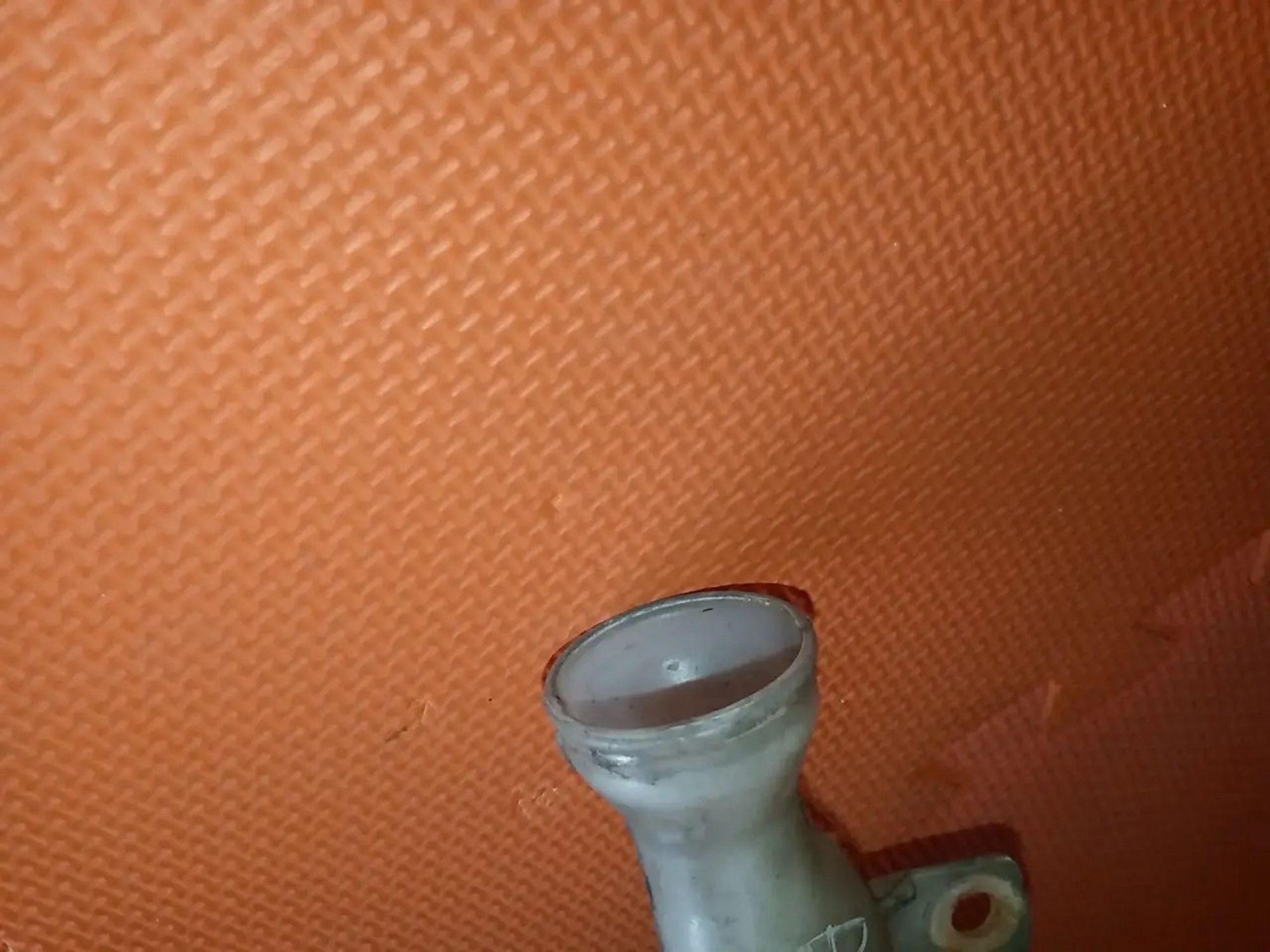 https://ycs.partsauto.market/partsauto-images/thmbs/userImages/a486c87f8955b6e25f9185efee619899/part/69009da0-2484-42d3-8f1d-77a1ca423b89_1779344288550.jpg