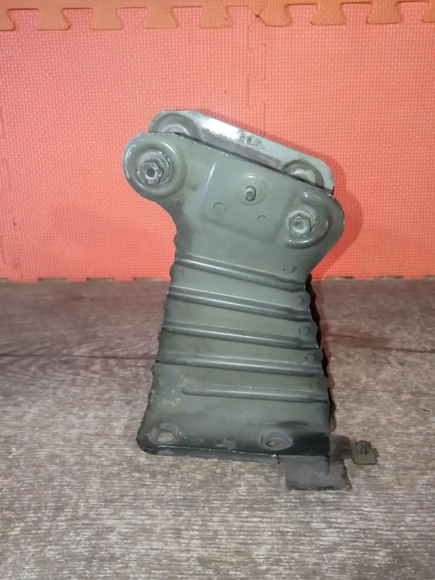 https://ycs.partsauto.market/partsauto-images/thmbs/userImages/a486c87f8955b6e25f9185efee619899/part/6bd6bd05-cc4e-44ad-92ce-3a29186fc468_1775855461340.jpg