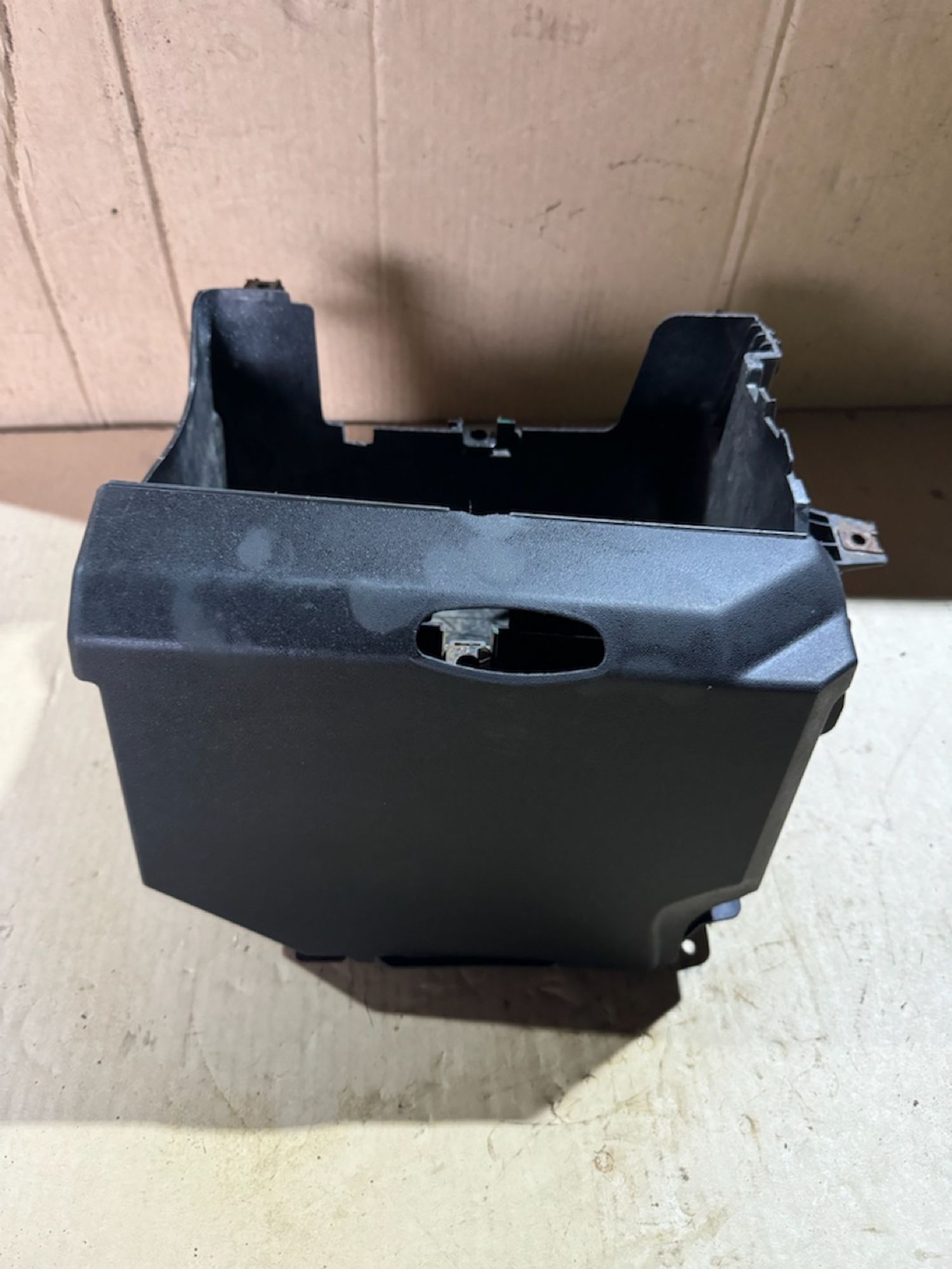 https://ycs.partsauto.market/partsauto-images/thmbs/userImages/a486c87f8955b6e25f9185efee619899/part/6d2a2fc0-4b3f-4a0a-aa5a-fe1e6f76a5f4_1776852180150.jpg