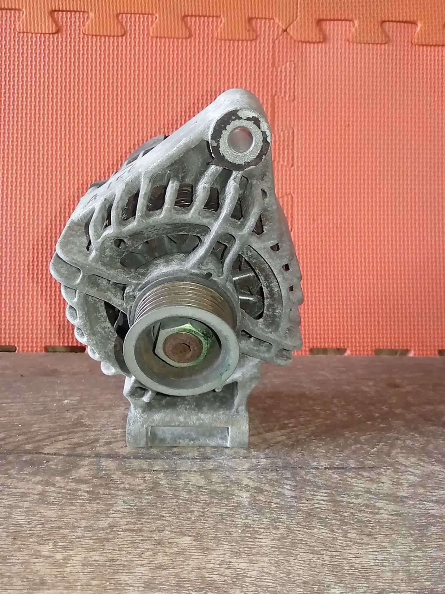 https://ycs.partsauto.market/partsauto-images/thmbs/userImages/a486c87f8955b6e25f9185efee619899/part/6e0653f1-8638-47b2-928c-c0c4e5732b74_1780044100962.jpg