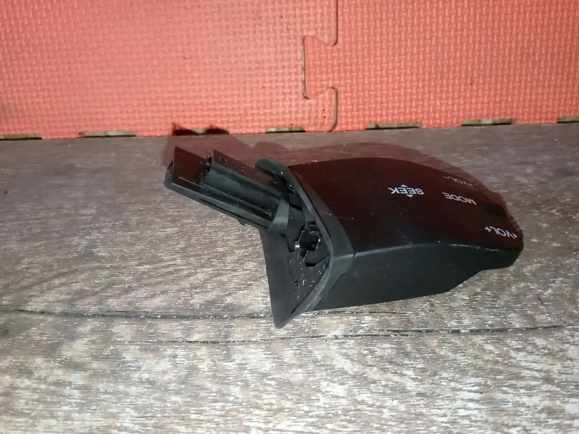https://ycs.partsauto.market/partsauto-images/thmbs/userImages/a486c87f8955b6e25f9185efee619899/part/6e18f63b-c548-40f3-a9a7-039aa2cbd2e1_1778610877226.jpg