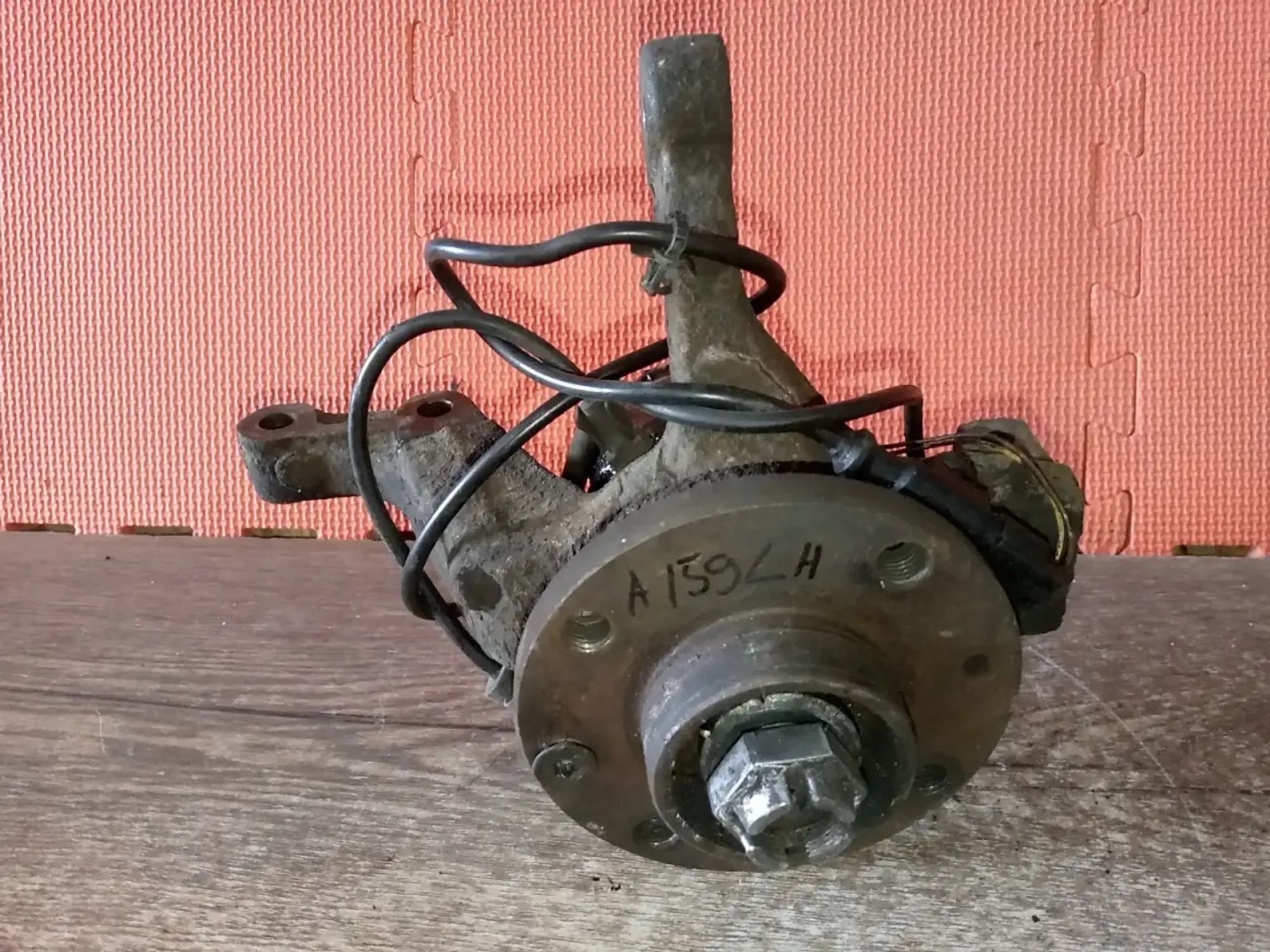 https://ycs.partsauto.market/partsauto-images/thmbs/userImages/a486c87f8955b6e25f9185efee619899/part/71936523-04ab-4553-ae16-b20a672f6752_1779793367937.jpg