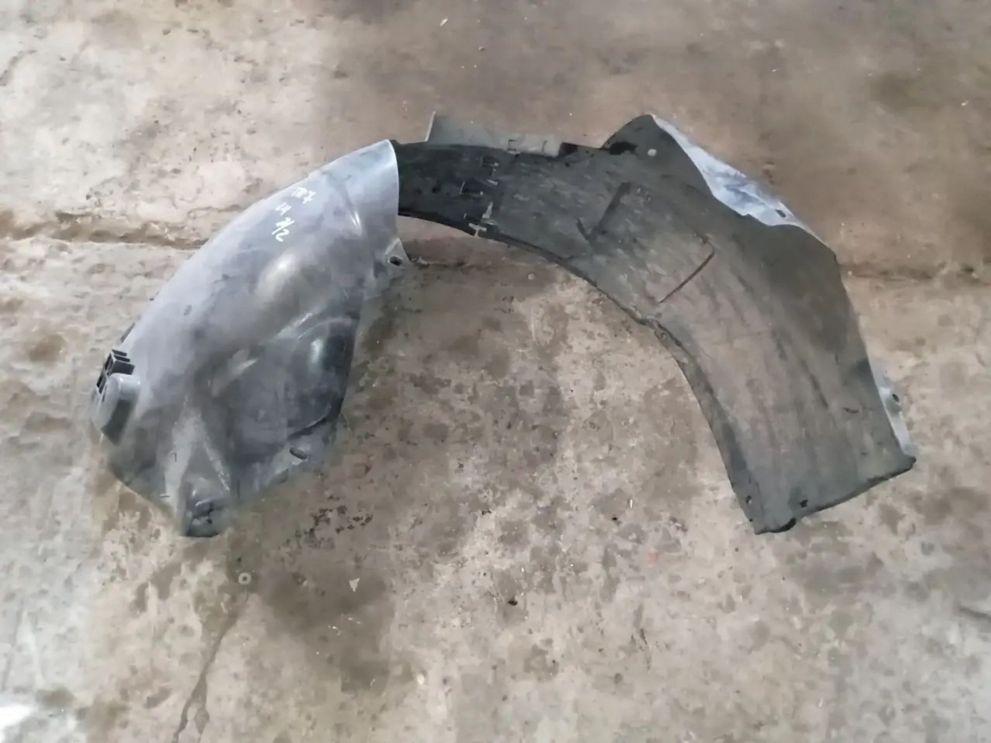 https://ycs.partsauto.market/partsauto-images/thmbs/userImages/a486c87f8955b6e25f9185efee619899/part/733acac0-6357-48a6-bf73-d3fe5fd3b003_1775854704482.jpg