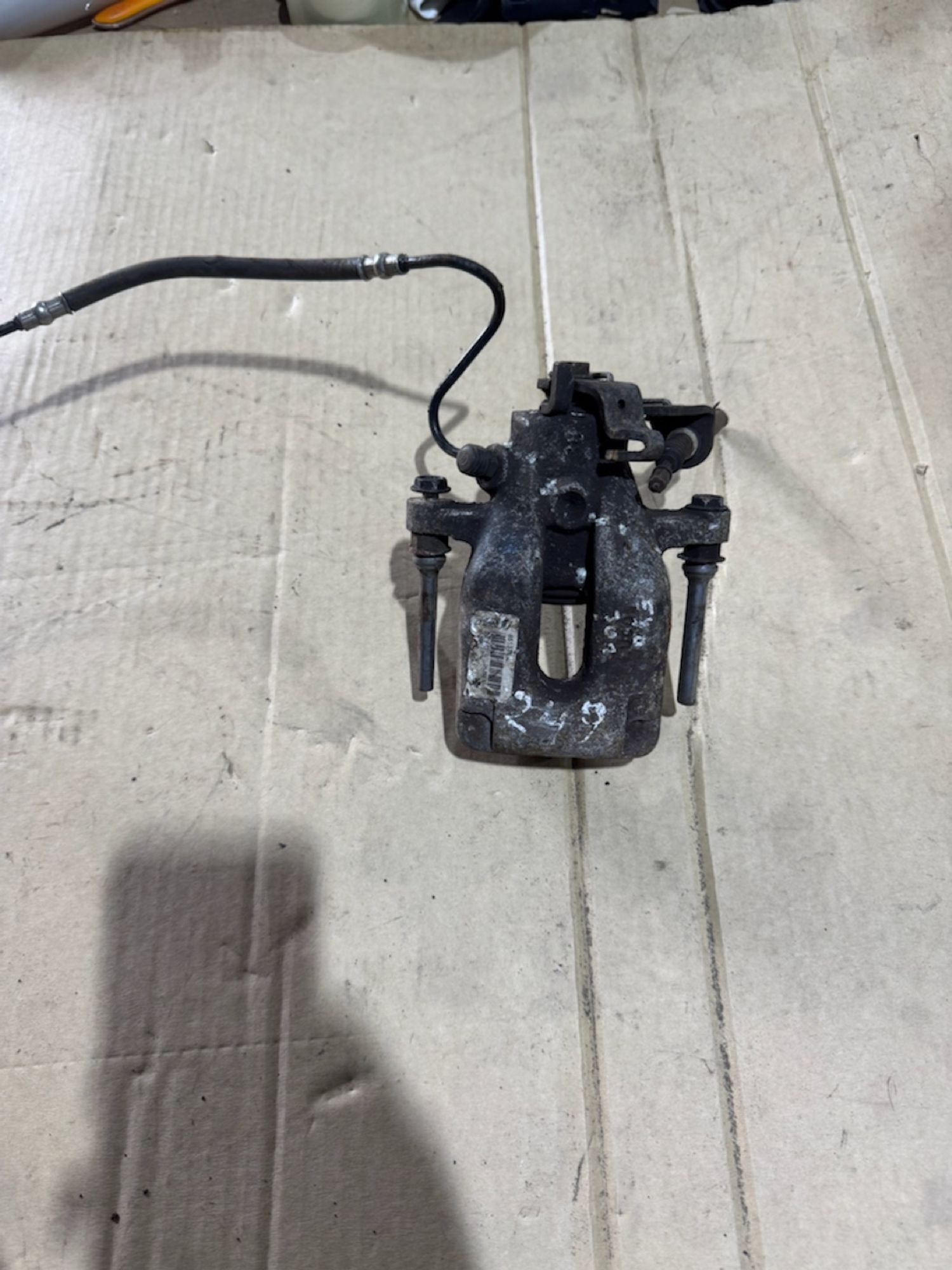 https://ycs.partsauto.market/partsauto-images/thmbs/userImages/a486c87f8955b6e25f9185efee619899/part/74a79a95-e452-411d-b21a-8bb790ba0deb_1782908360387.jpg