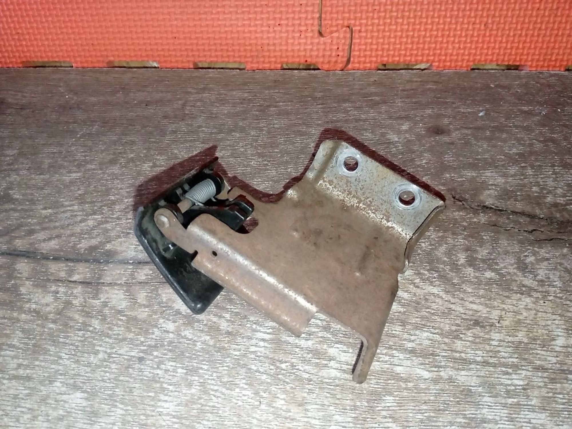 https://ycs.partsauto.market/partsauto-images/thmbs/userImages/a486c87f8955b6e25f9185efee619899/part/7610ae29-e79a-4238-aeb3-305d076e421d_1775855483100.jpg