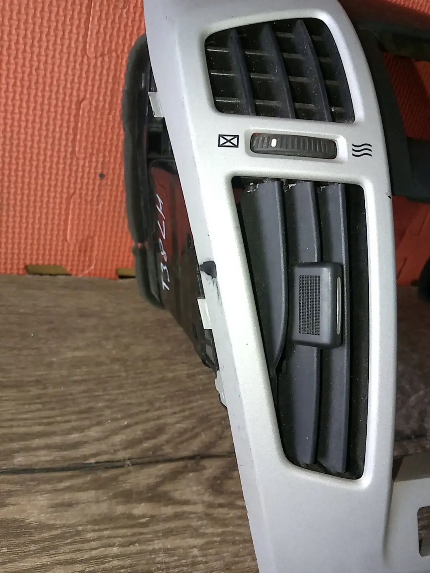 https://ycs.partsauto.market/partsauto-images/thmbs/userImages/a486c87f8955b6e25f9185efee619899/part/767d076e-ccf6-4c6a-9825-885baff30cf1_1780043751537.jpg