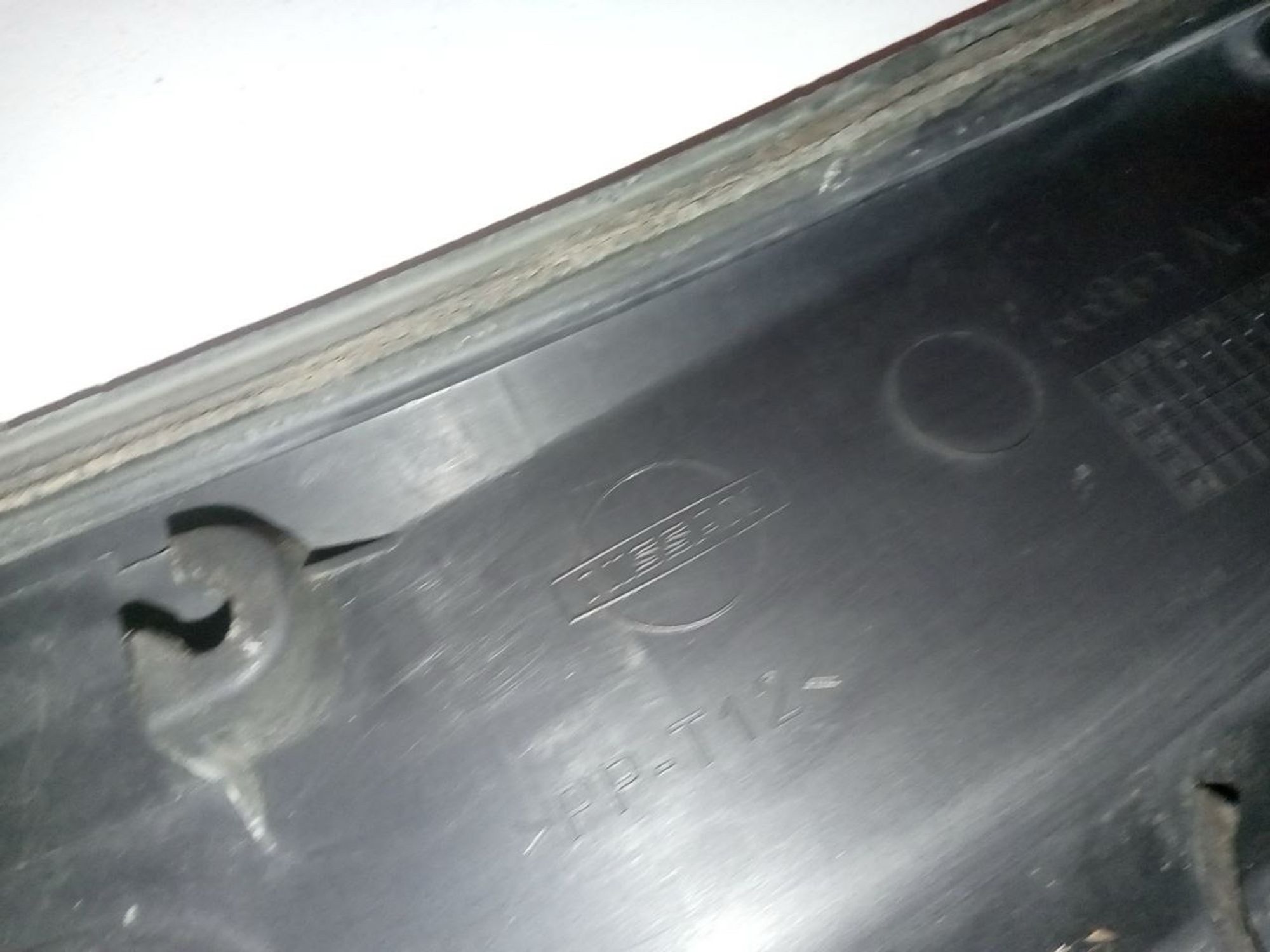 https://ycs.partsauto.market/partsauto-images/thmbs/userImages/a486c87f8955b6e25f9185efee619899/part/7807eeba-27f9-41d4-b3d4-32335b425e39_1775855080572.jpg