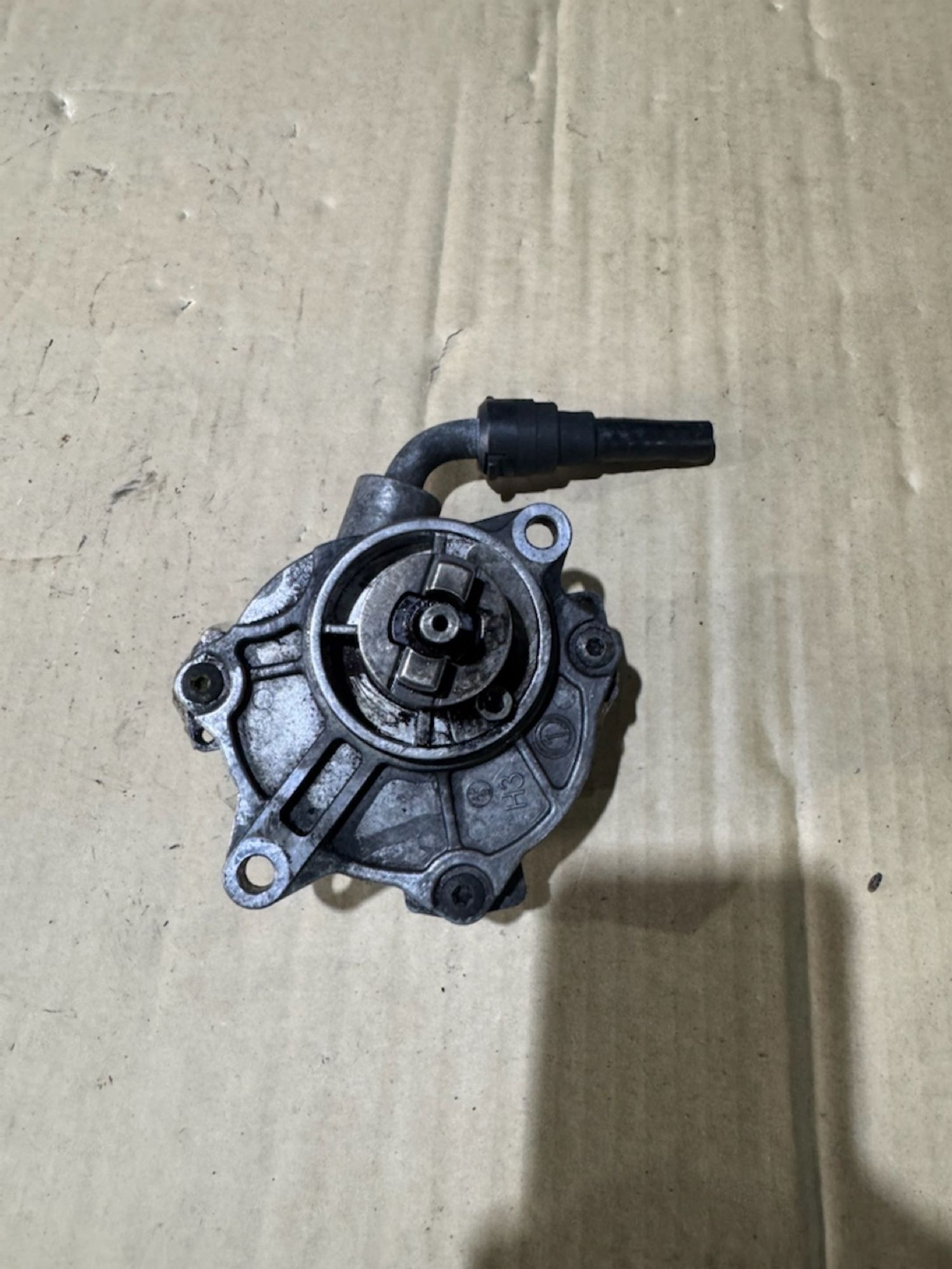 https://ycs.partsauto.market/partsauto-images/thmbs/userImages/a486c87f8955b6e25f9185efee619899/part/78b341cd-c03f-4a24-a9d4-997ed8ea46c9_1783369631614.jpg