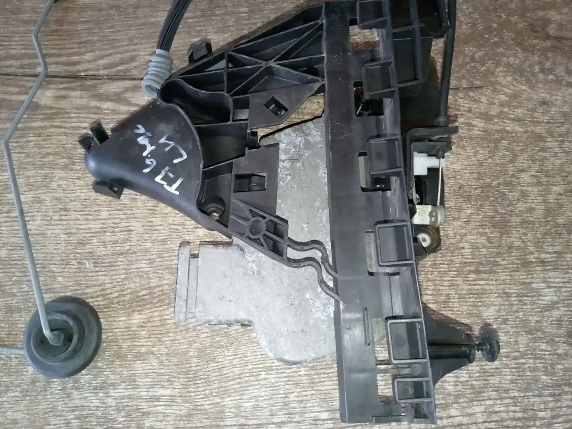 https://ycs.partsauto.market/partsauto-images/thmbs/userImages/a486c87f8955b6e25f9185efee619899/part/7963d626-2bdf-4b44-8d53-27d779212722_1785183128141.jpg