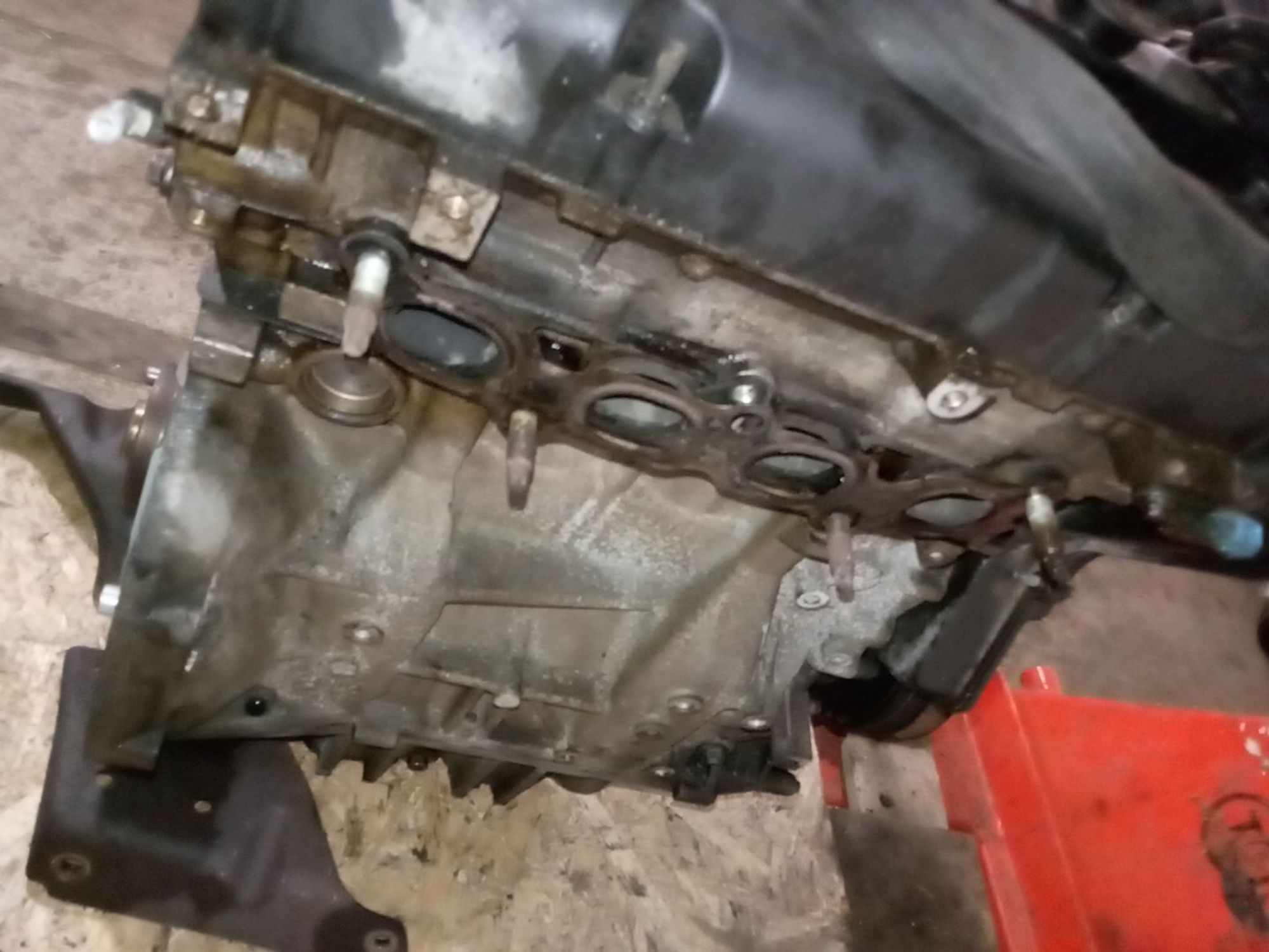 https://ycs.partsauto.market/partsauto-images/thmbs/userImages/a486c87f8955b6e25f9185efee619899/part/7a97da7c-ac2f-4781-b8a5-4fb2544ba91d_1782453868590.jpg