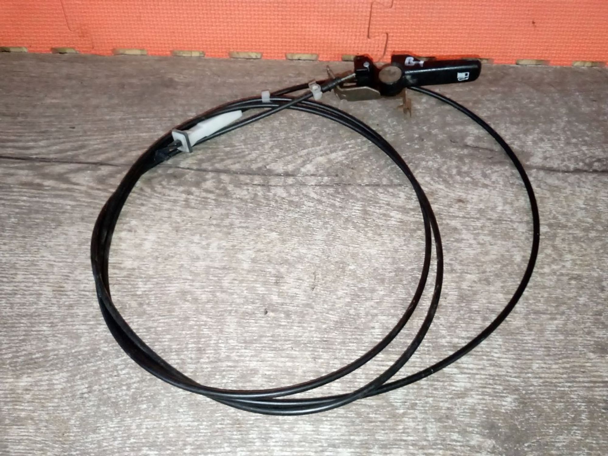 https://ycs.partsauto.market/partsauto-images/thmbs/userImages/a486c87f8955b6e25f9185efee619899/part/7b29e82e-21c4-4a4c-95be-10315ff5b033_1775856578623.jpg
