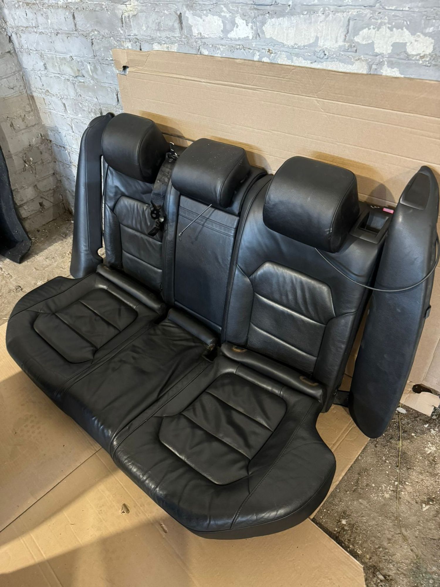 https://ycs.partsauto.market/partsauto-images/thmbs/userImages/a486c87f8955b6e25f9185efee619899/part/7efdf344-76a4-46fb-8129-d7f9417ba054_1784110032092.jpg