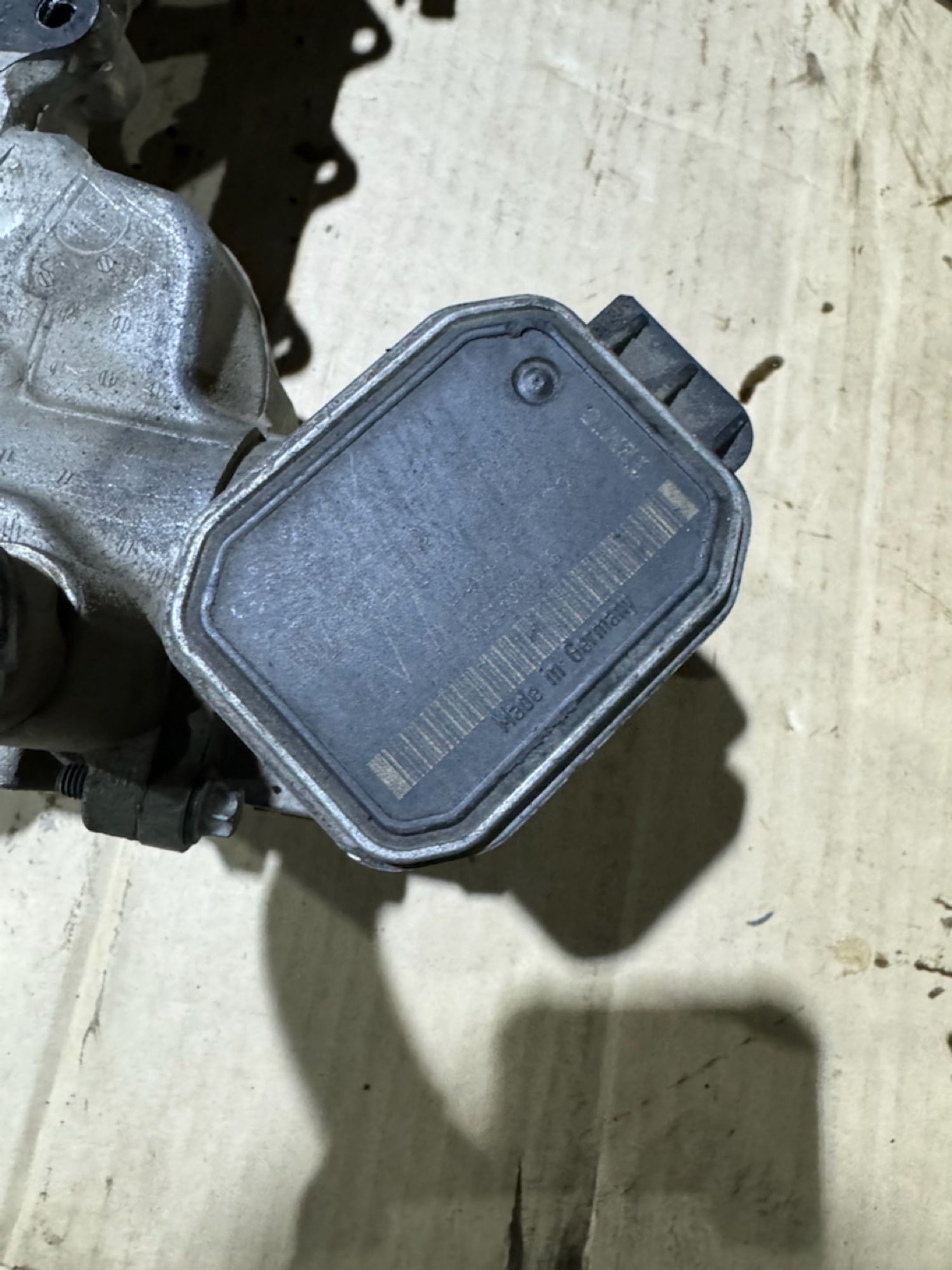 https://ycs.partsauto.market/partsauto-images/thmbs/userImages/a486c87f8955b6e25f9185efee619899/part/80571ab9-0b2f-4db6-a74b-06f4ccf4aad0_1775853971458.jpg