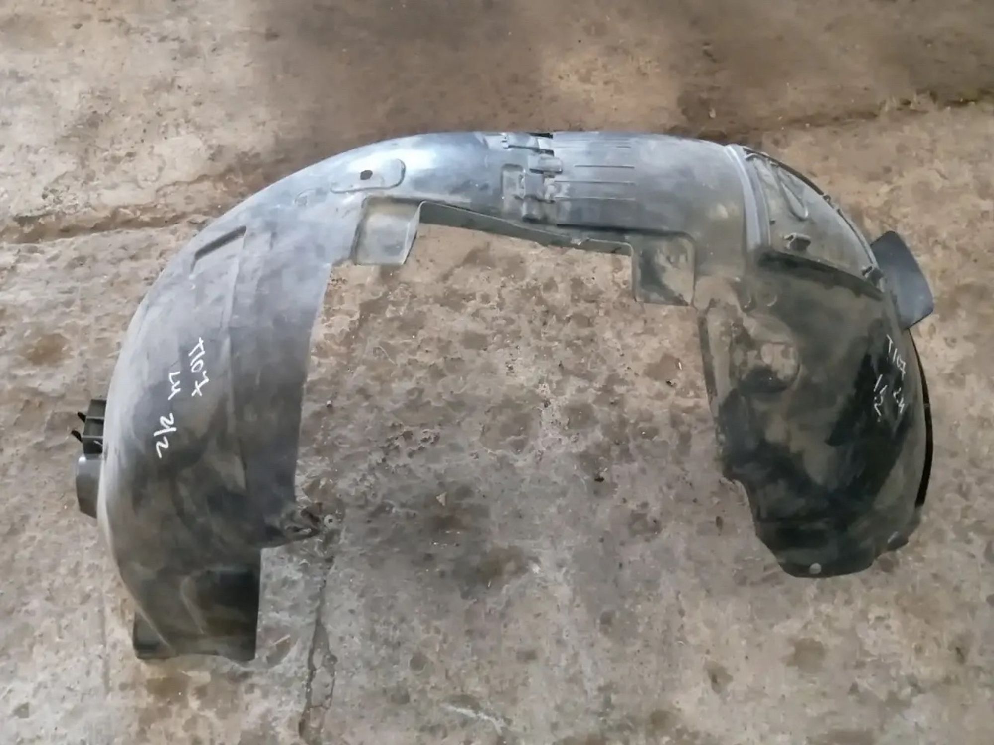 https://ycs.partsauto.market/partsauto-images/thmbs/userImages/a486c87f8955b6e25f9185efee619899/part/809bf57f-290a-4c34-8f62-2addf6551b12_1775854703838.jpg