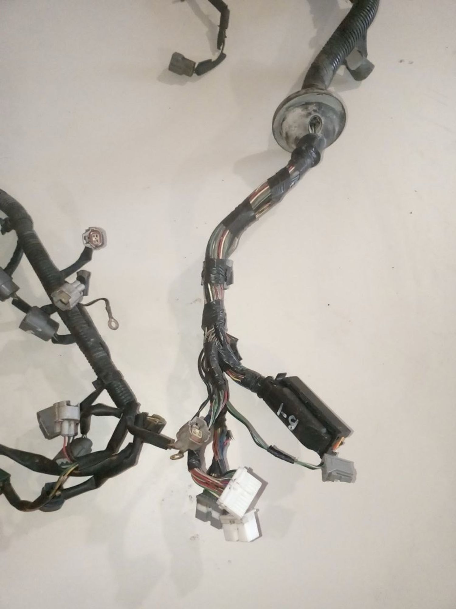 https://ycs.partsauto.market/partsauto-images/thmbs/userImages/a486c87f8955b6e25f9185efee619899/part/811d7d8a-5983-44df-90f2-51d7ea37dca5_1775854775513.jpg
