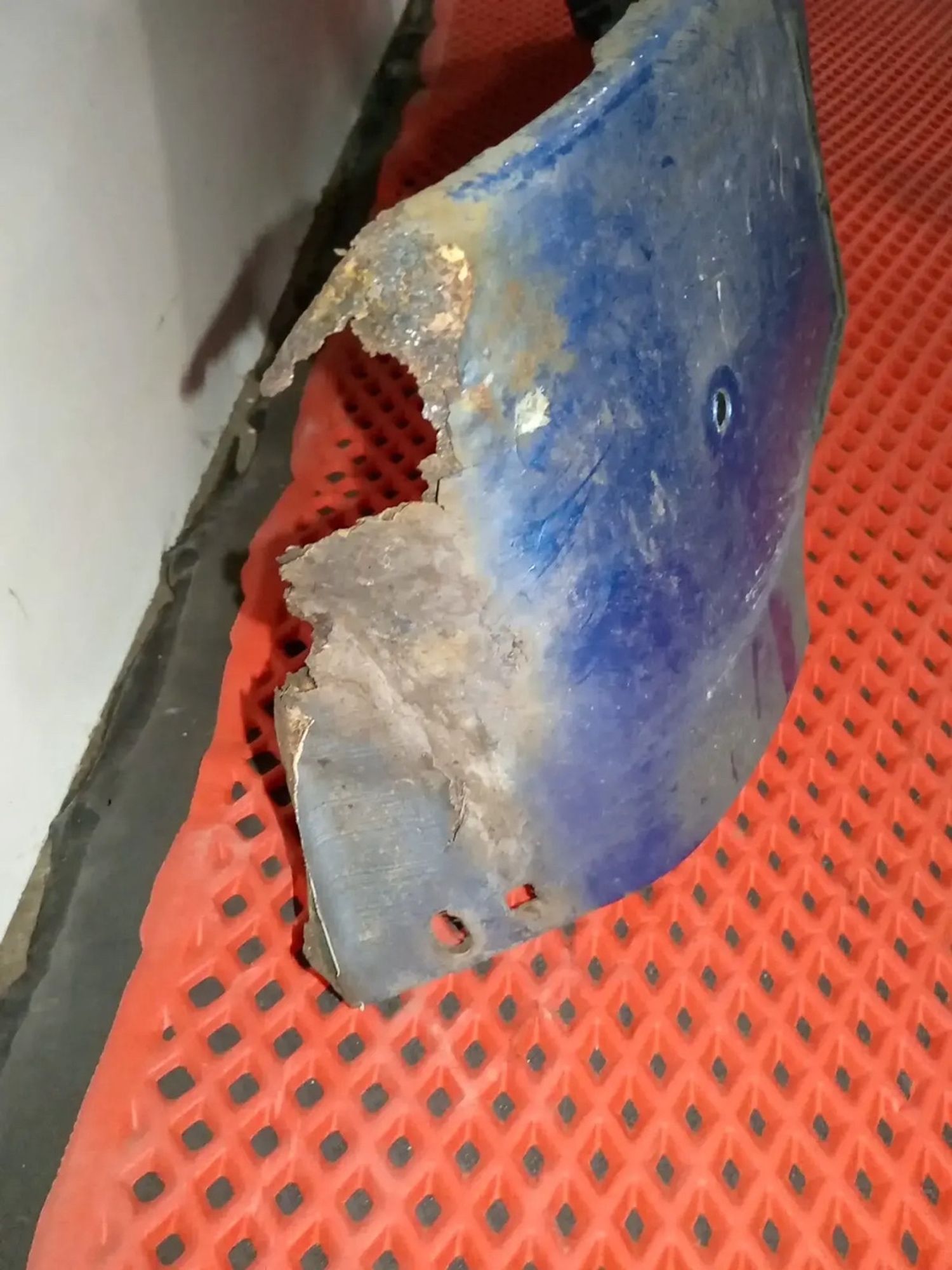 https://ycs.partsauto.market/partsauto-images/thmbs/userImages/a486c87f8955b6e25f9185efee619899/part/823cbd1e-52b2-4ebc-bcb3-cebc593e052e_1779344178251.jpg