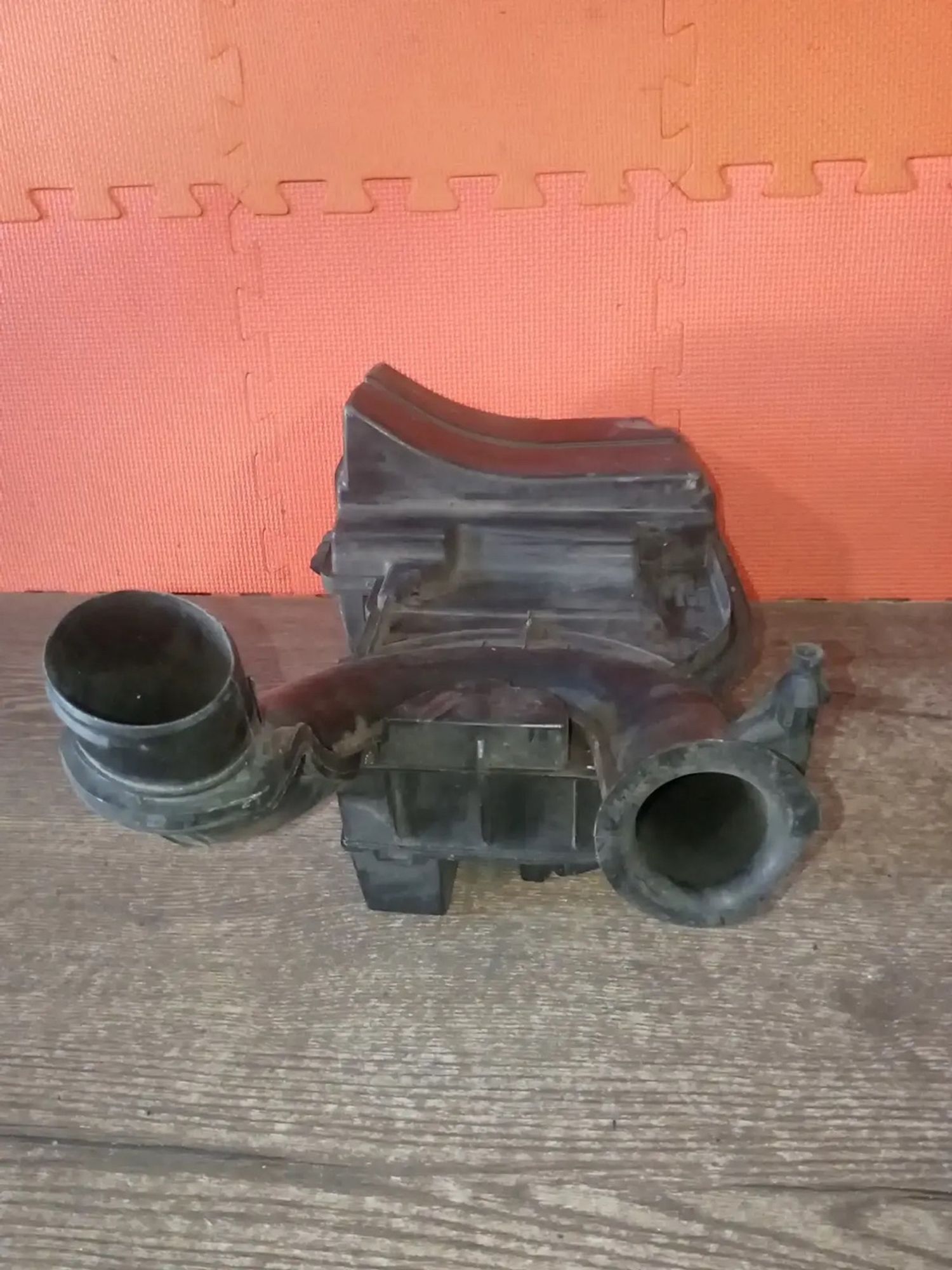https://ycs.partsauto.market/partsauto-images/thmbs/userImages/a486c87f8955b6e25f9185efee619899/part/824f9db4-ff85-4446-9030-5683644027c6_1775854724451.jpg