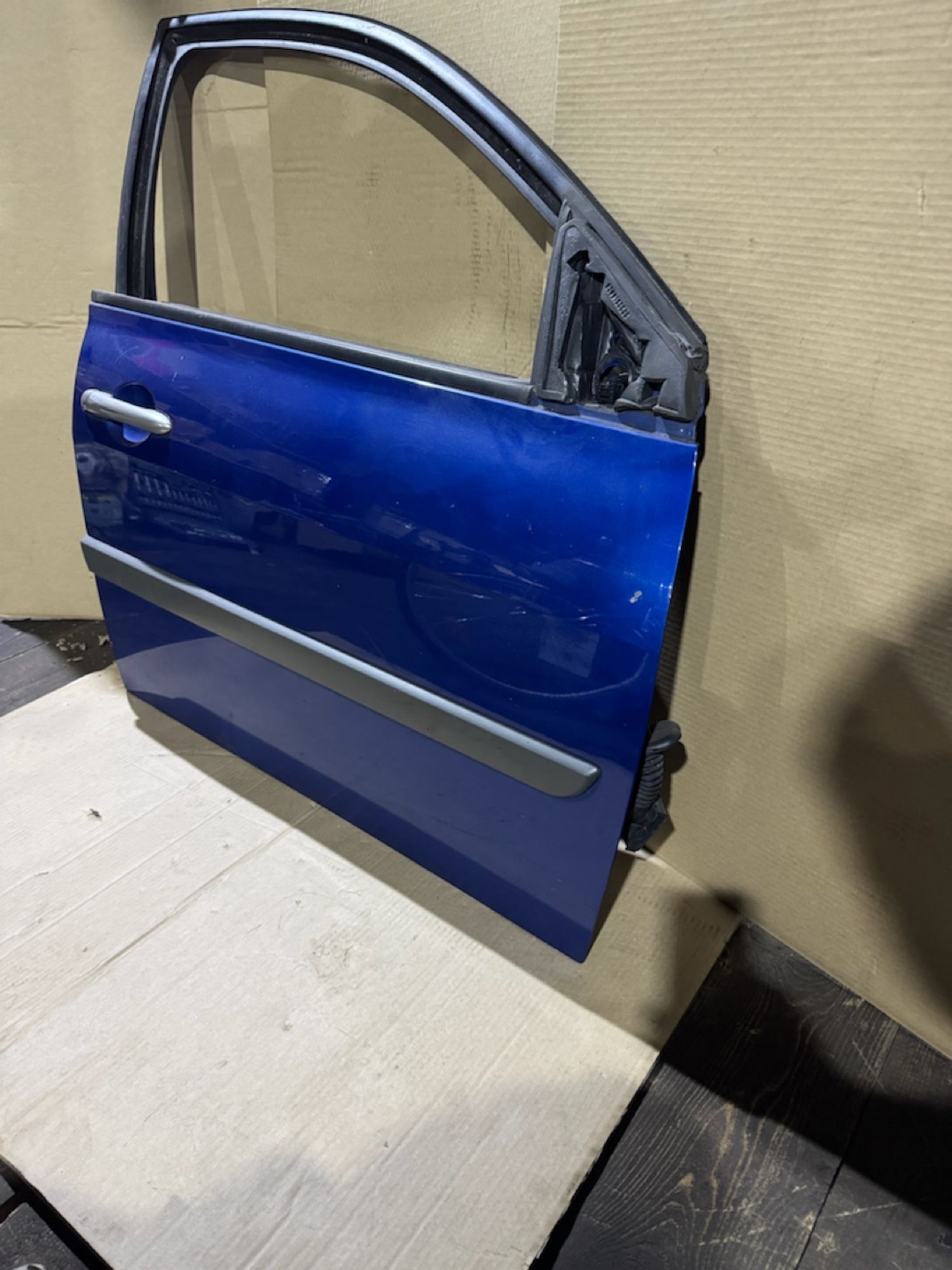 https://ycs.partsauto.market/partsauto-images/thmbs/userImages/a486c87f8955b6e25f9185efee619899/part/86970061-9855-4507-b155-75f02a9ae4d8_1783541270128.jpg