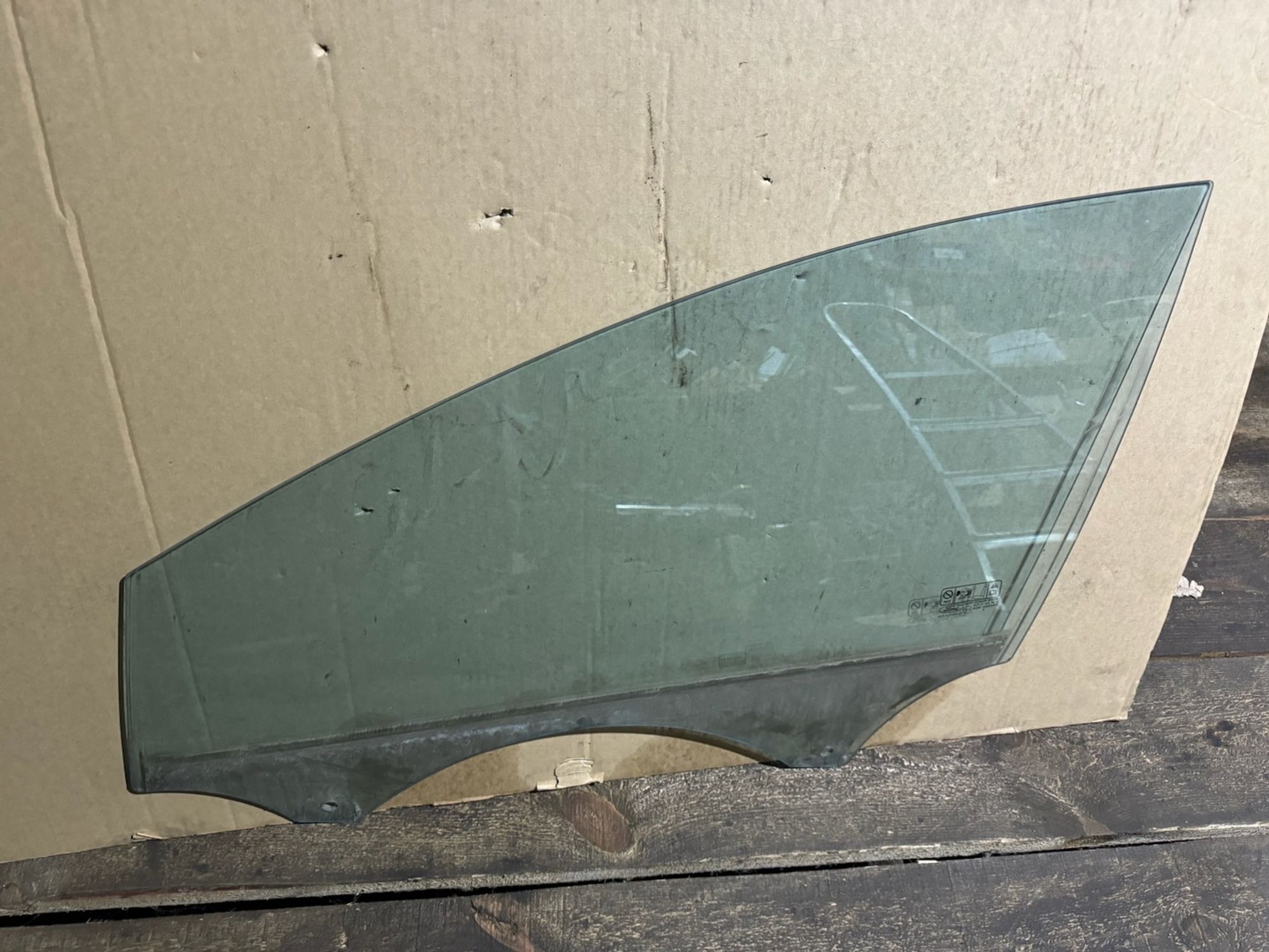 https://ycs.partsauto.market/partsauto-images/thmbs/userImages/a486c87f8955b6e25f9185efee619899/part/86c4c503-0e83-4acf-b9fa-632d3a4de6c8_1778052885936.jpg