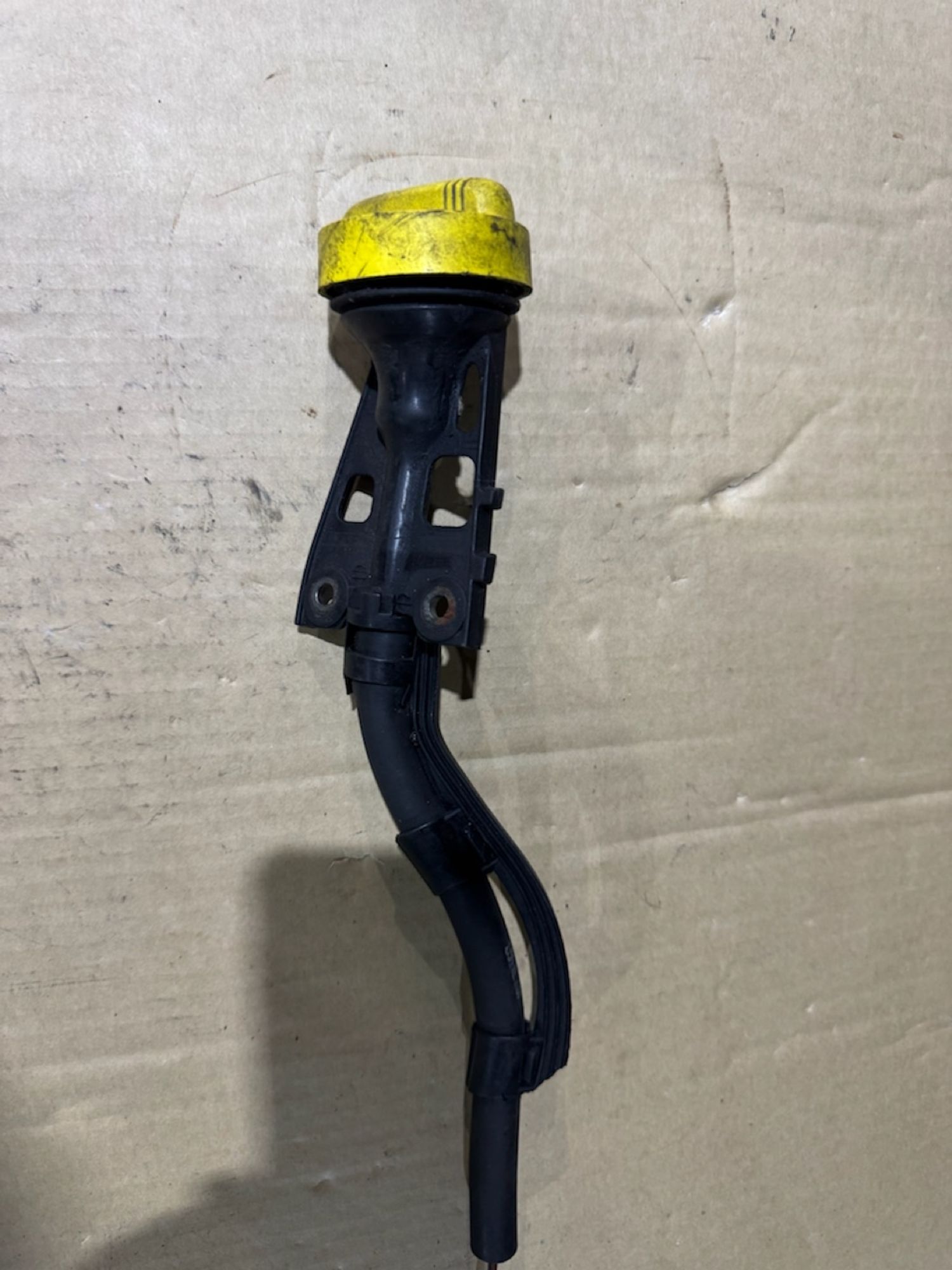 https://ycs.partsauto.market/partsauto-images/thmbs/userImages/a486c87f8955b6e25f9185efee619899/part/87b07eb5-8072-453c-9914-edbbdad51113_1784964983392.jpg