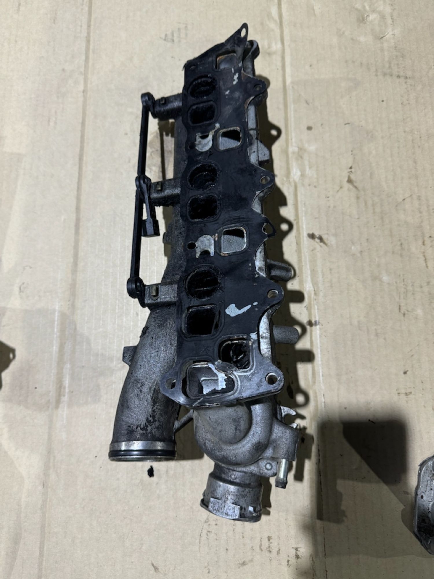 https://ycs.partsauto.market/partsauto-images/thmbs/userImages/a486c87f8955b6e25f9185efee619899/part/8857dc1f-b253-4f0e-a9bf-e2716fd5bf3c_1775853973145.jpg
