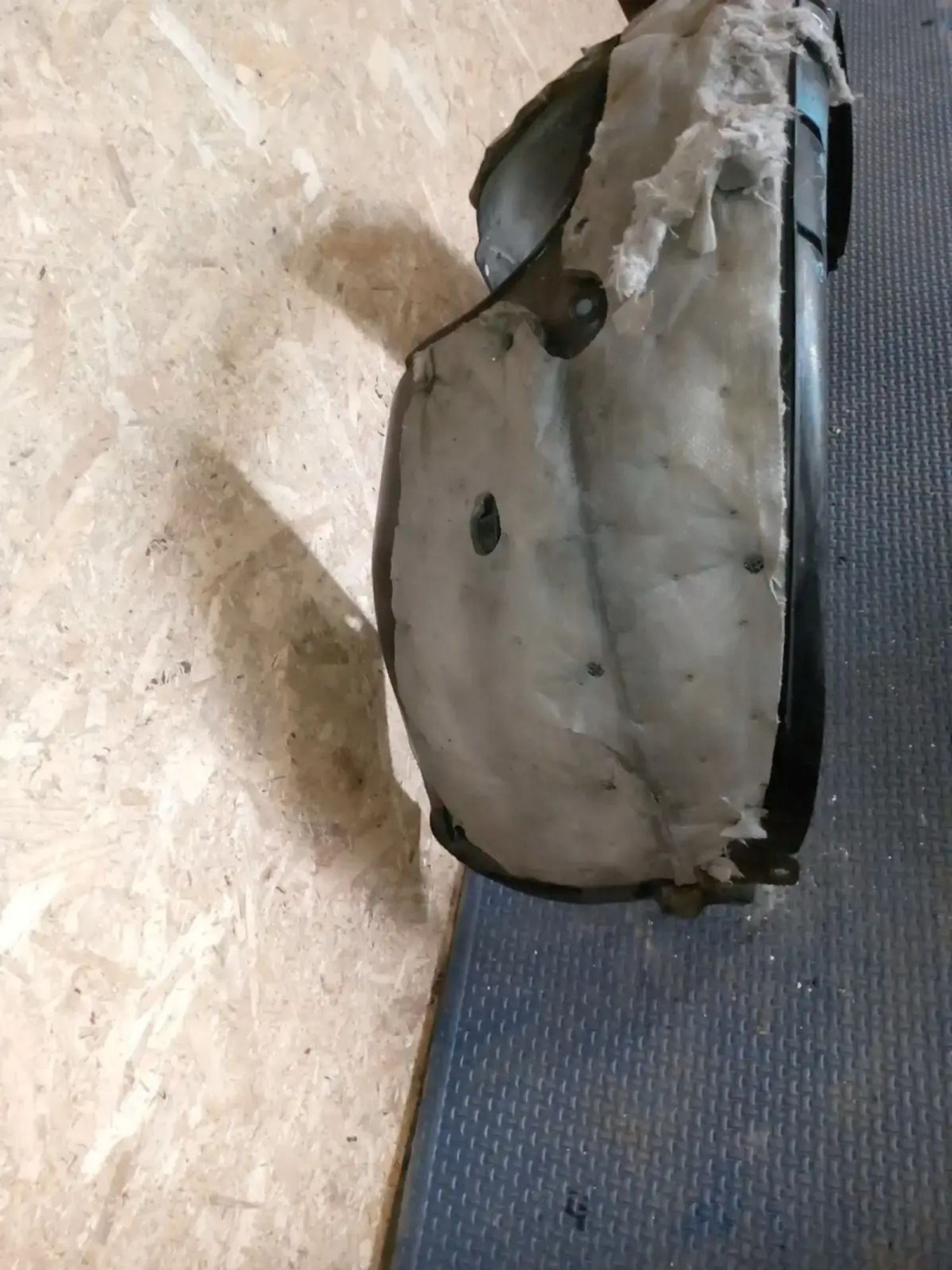 https://ycs.partsauto.market/partsauto-images/thmbs/userImages/a486c87f8955b6e25f9185efee619899/part/8887cd37-1768-4b0c-8b67-7ad30ef3b0aa_1787084226181.jpg