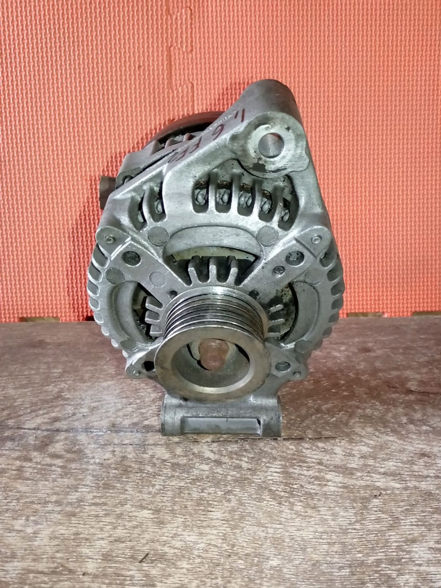 https://ycs.partsauto.market/partsauto-images/thmbs/userImages/a486c87f8955b6e25f9185efee619899/part/895d311c-c59a-4402-8bfa-540071bfdd8c_1782454546736.jpg