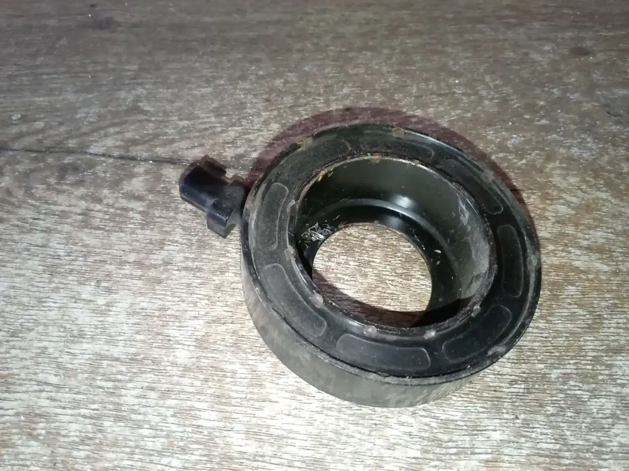 https://ycs.partsauto.market/partsauto-images/thmbs/userImages/a486c87f8955b6e25f9185efee619899/part/8a039716-2a6a-4177-8172-391928c6ddab_1784902617290.jpg