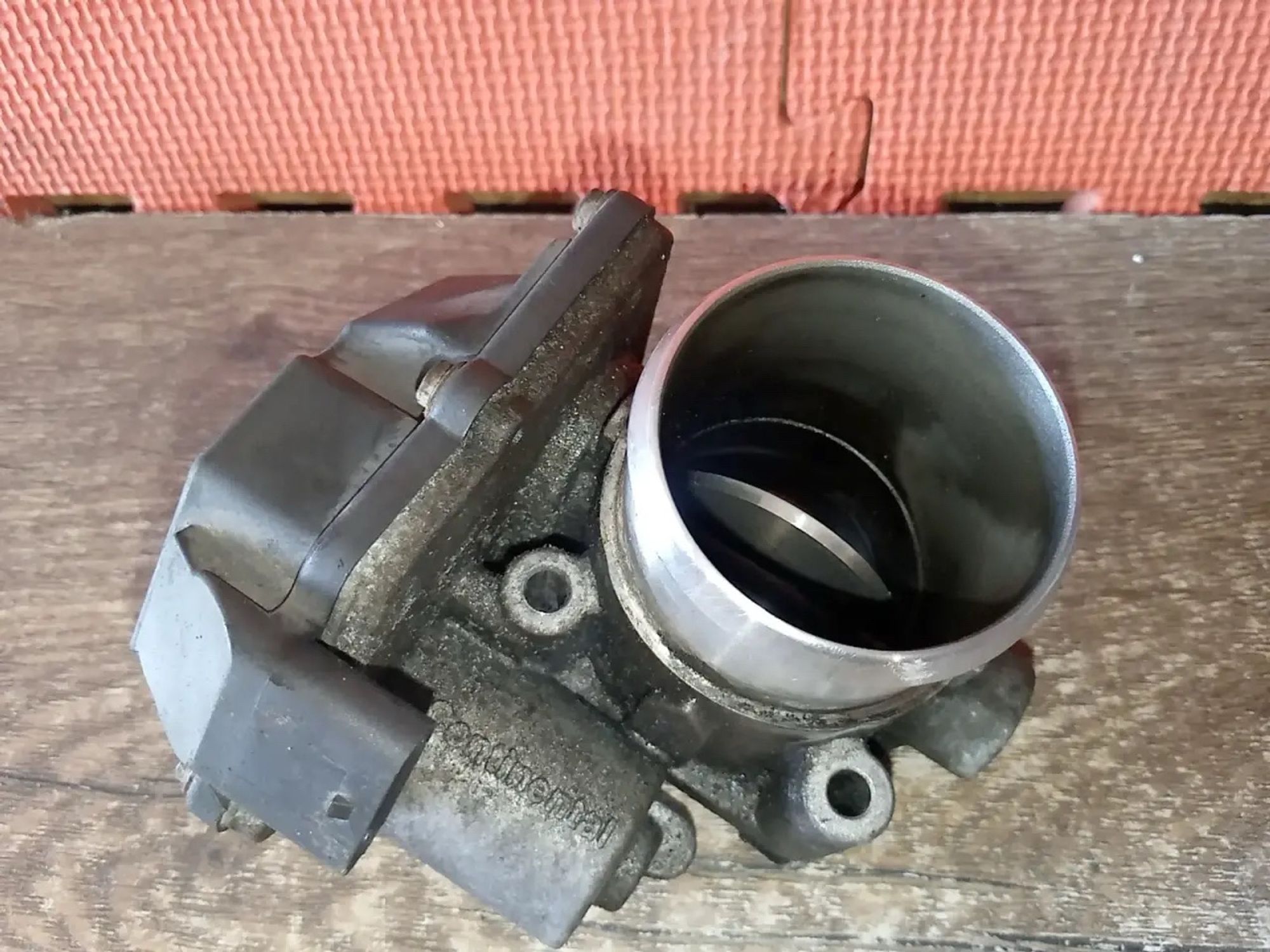 https://ycs.partsauto.market/partsauto-images/thmbs/userImages/a486c87f8955b6e25f9185efee619899/part/8a551583-d8d0-4283-a71e-aba2bfebb54d_1786177924535.jpg